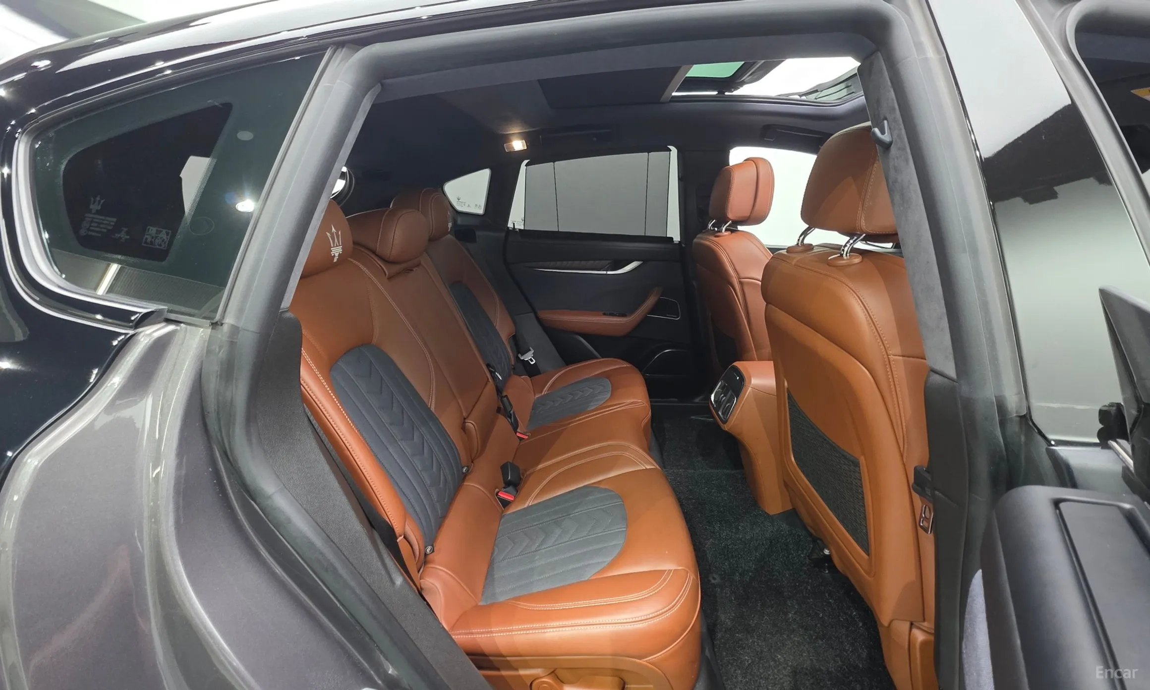 Maserati Levante превью 19