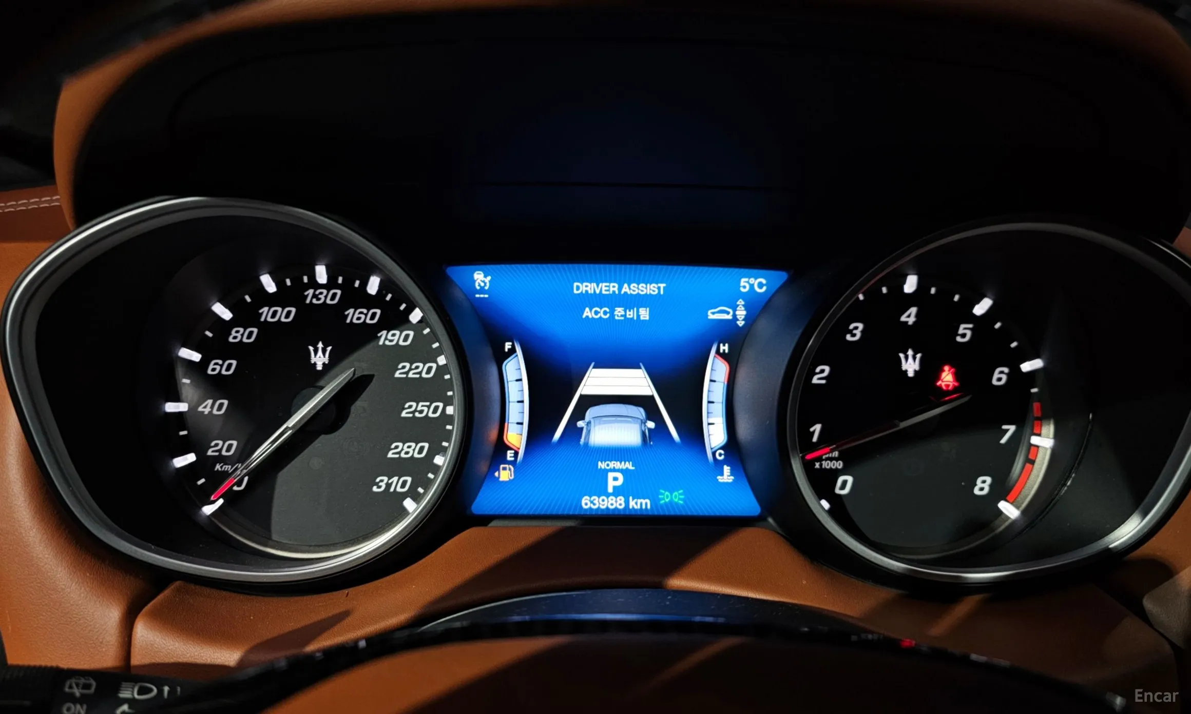 Maserati Levante превью 8