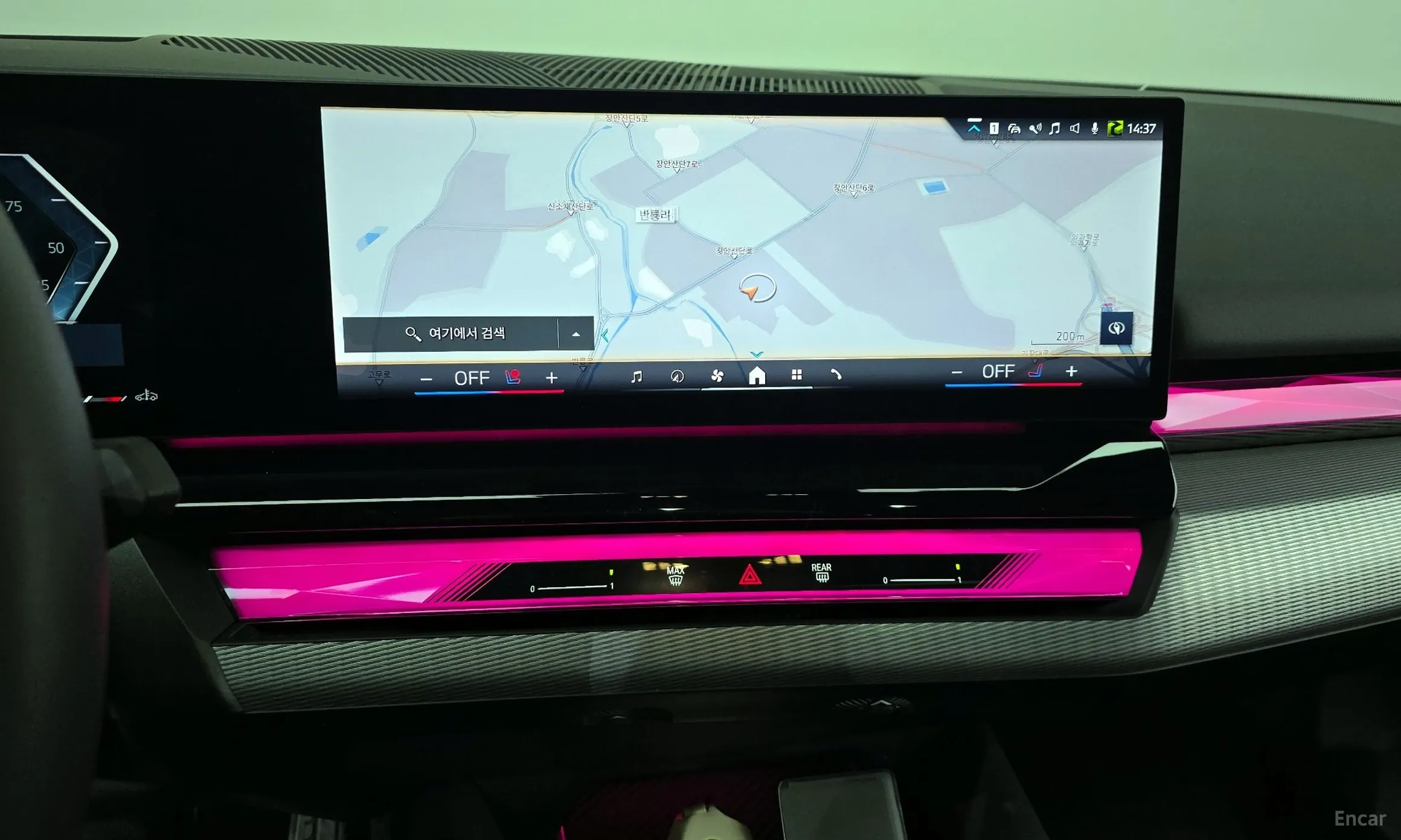 BMW 5 Series (G60) превью 15