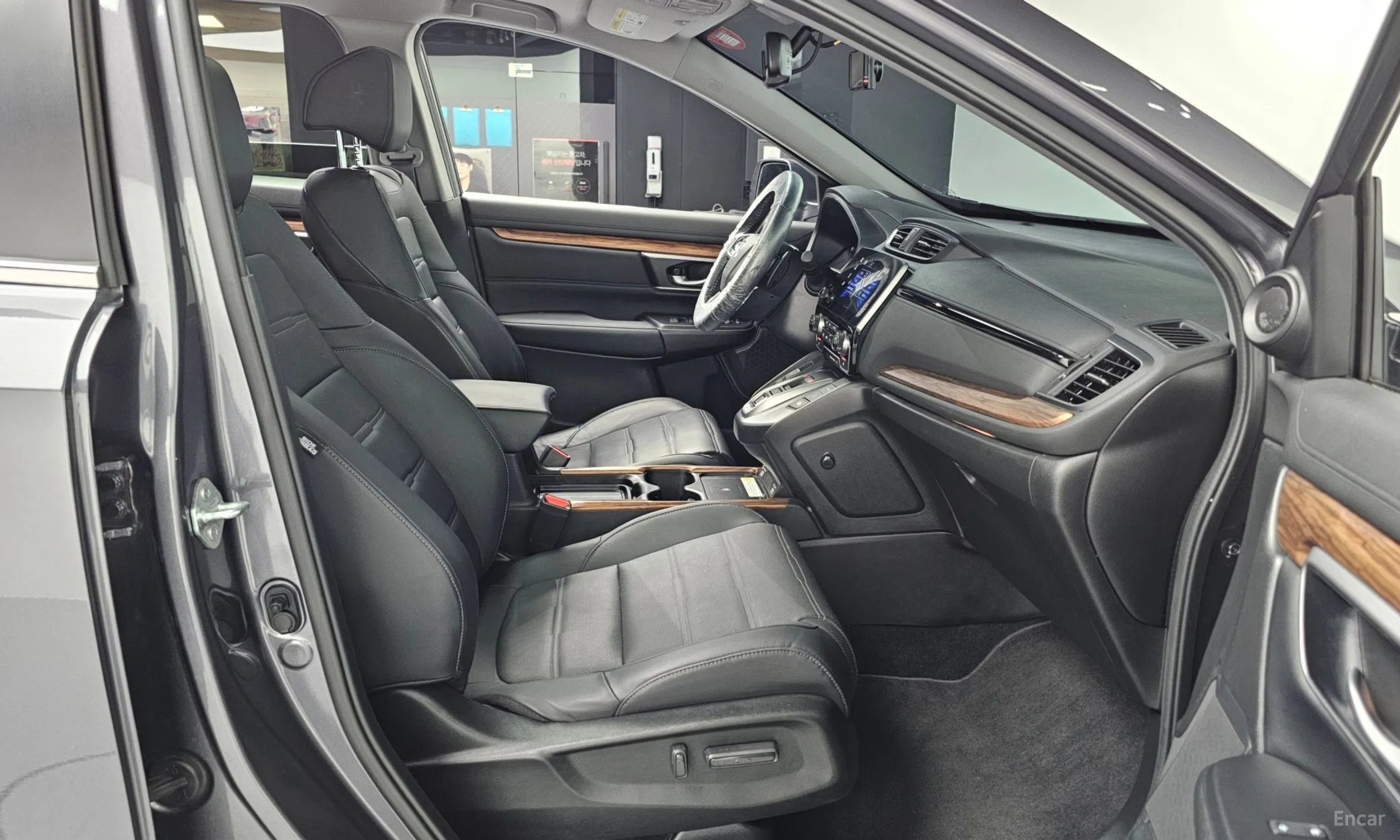 Honda CR-V 5th generation превью 11