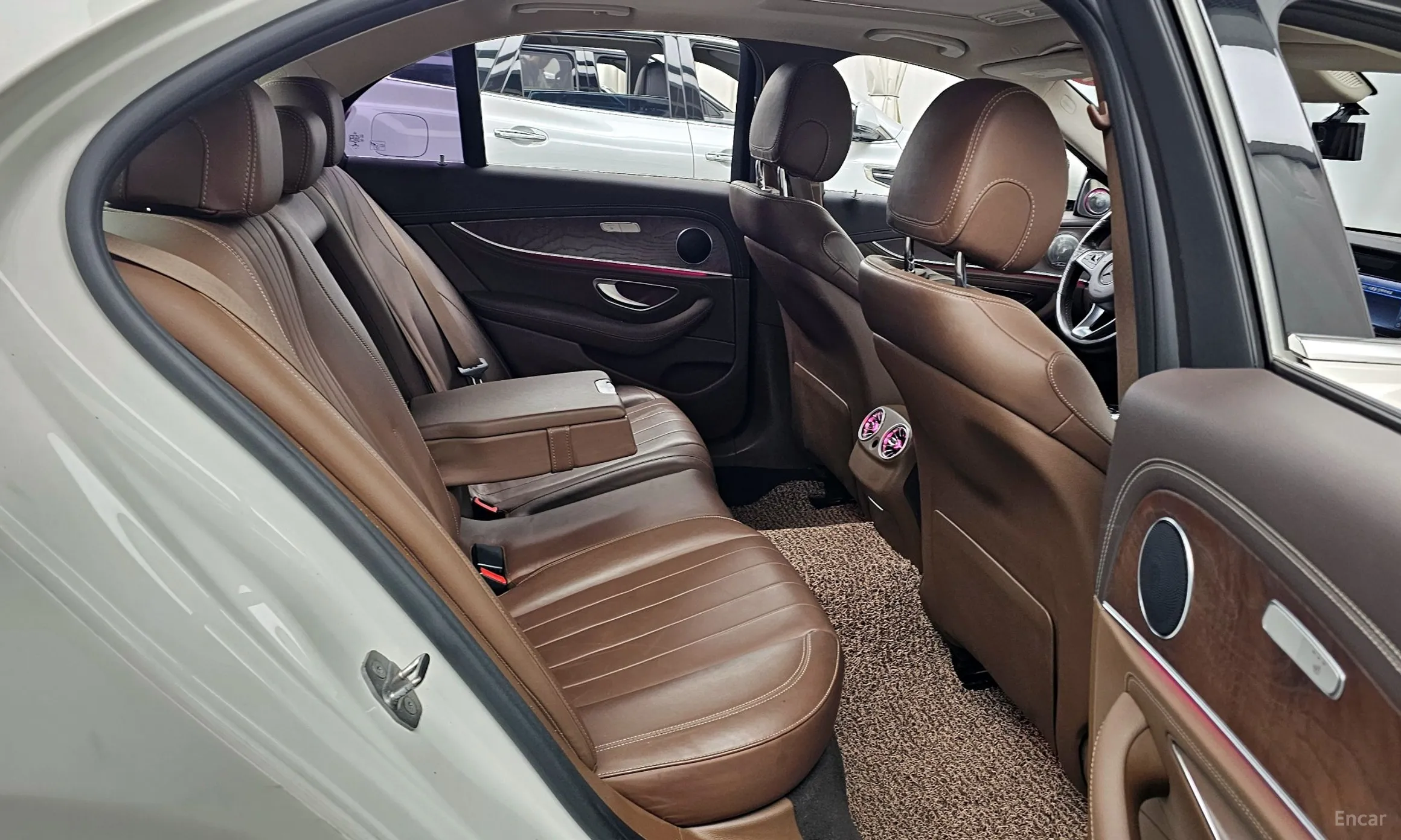 Mercedes Benz E-Class W213 превью 12
