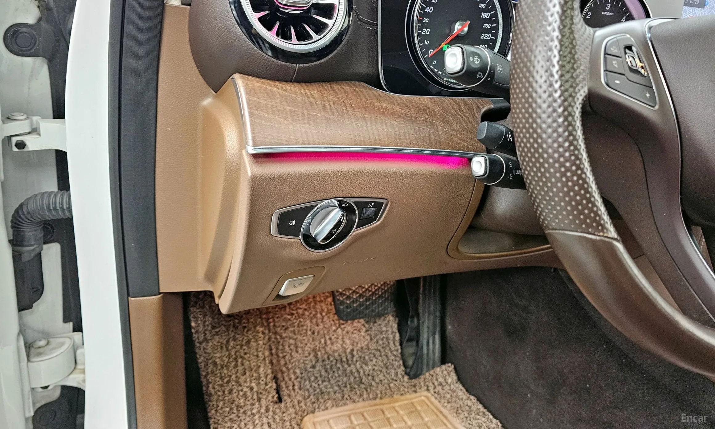 Mercedes Benz E-Class W213 превью 16