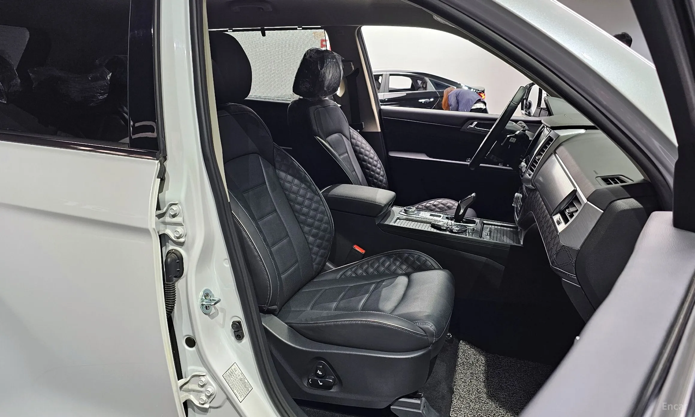 KG Mobility (SsangYong) Rexton превью 10