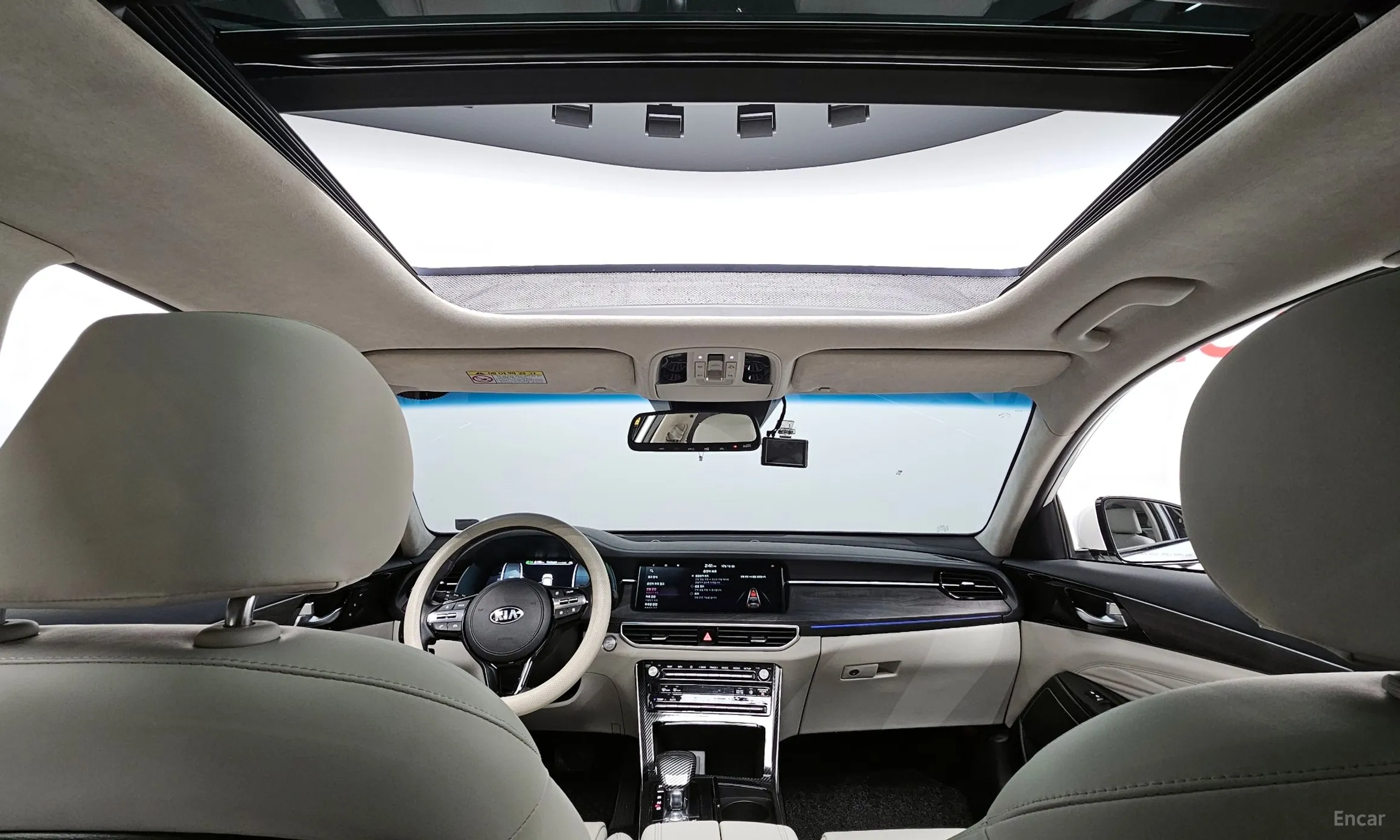 Kia K7 Premier Hybrid превью 19