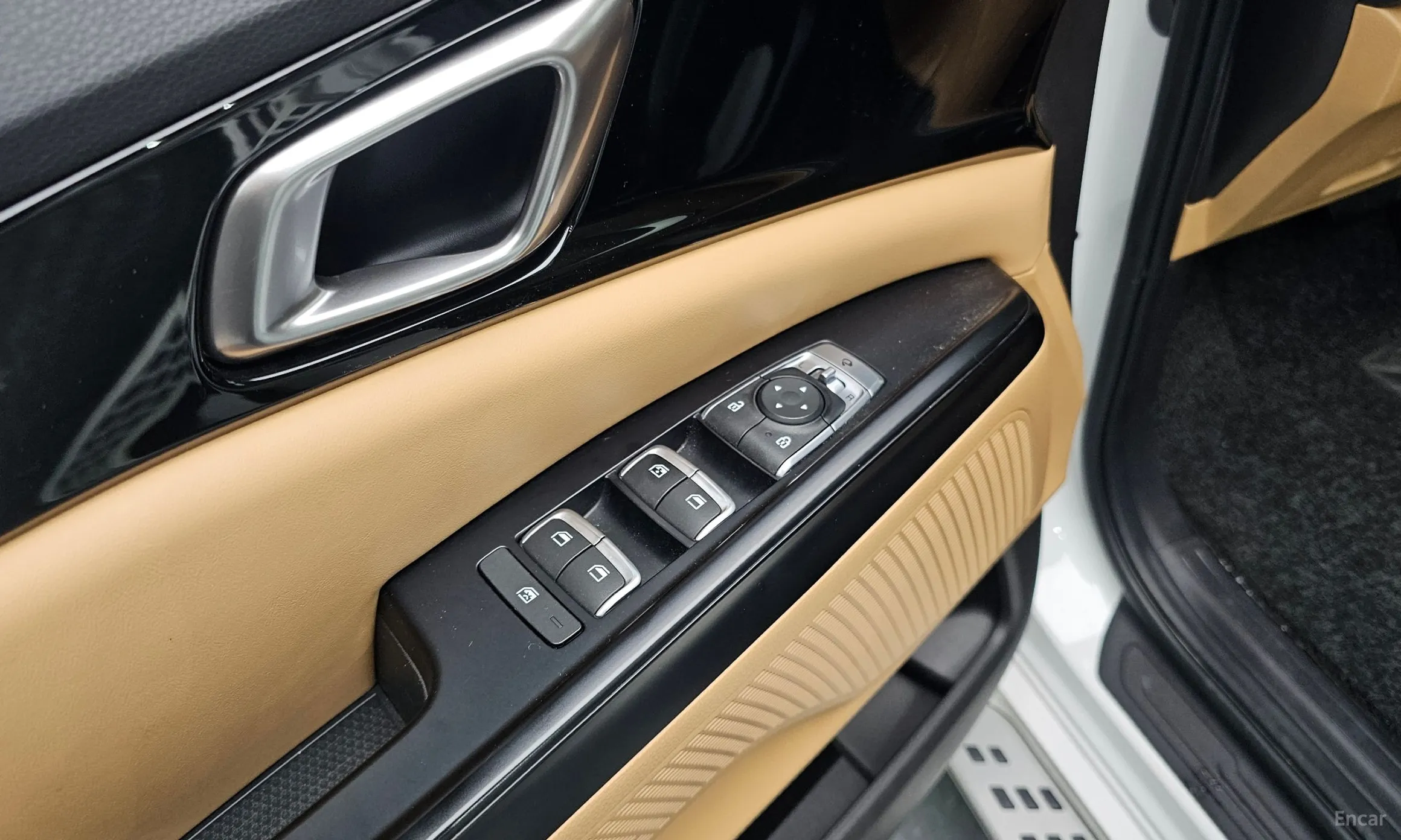 Kia Carnival Gen 4 превью 12