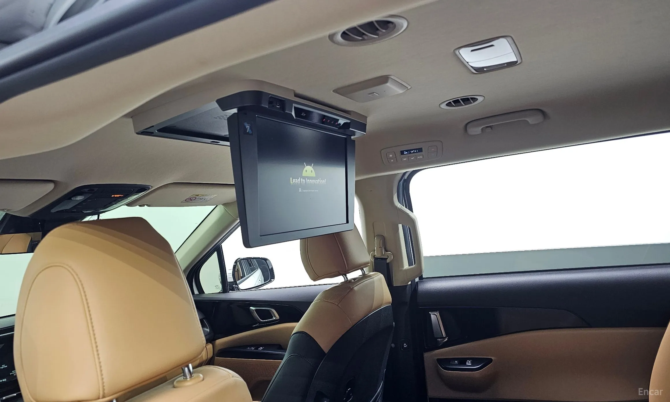 Kia Carnival Gen 4 превью 19