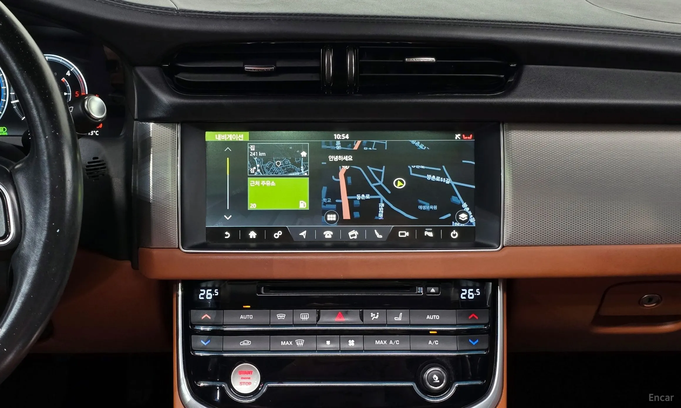 Jaguar XF (x260) превью 16