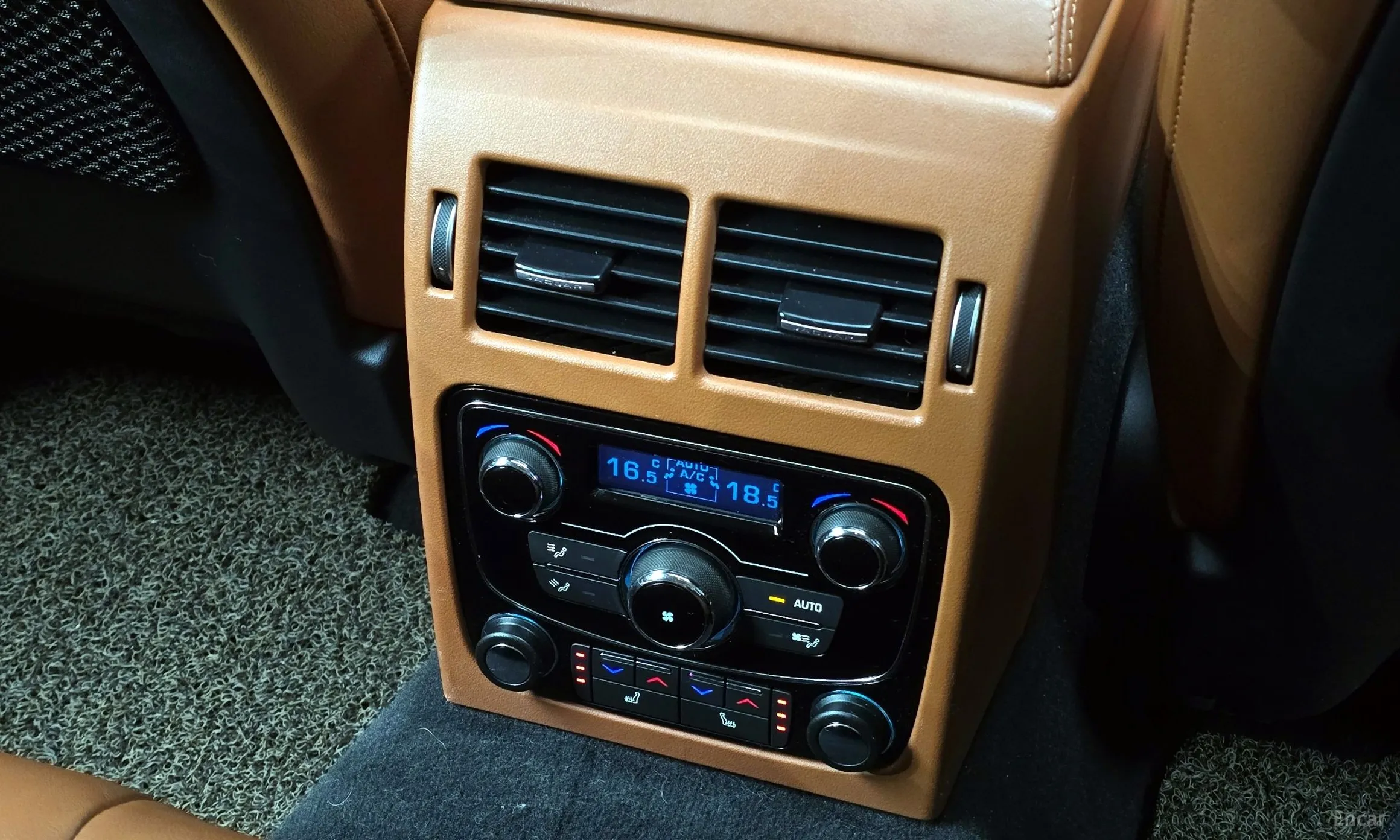 Jaguar XF (x260) превью 19