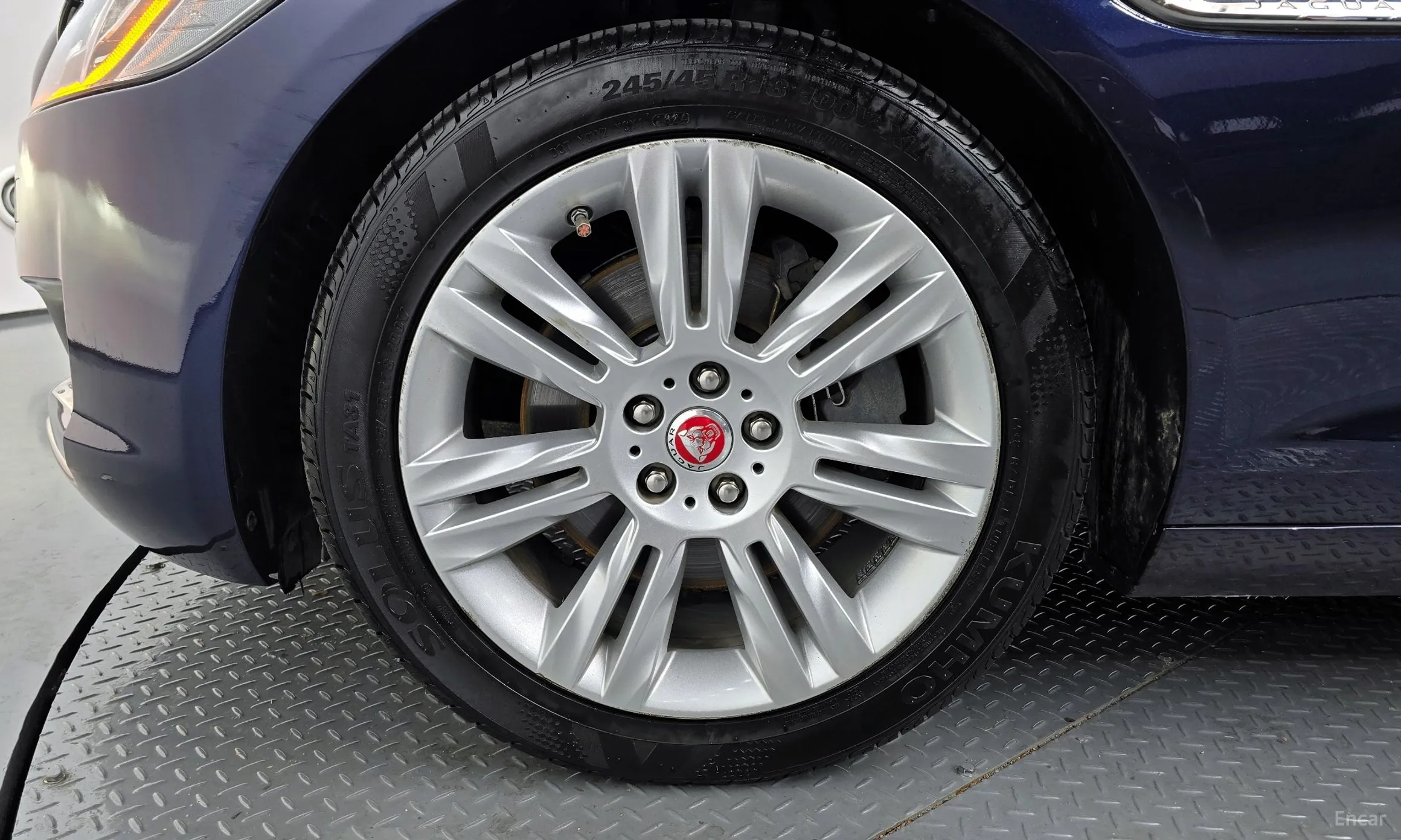 Jaguar XF (x260) превью 5