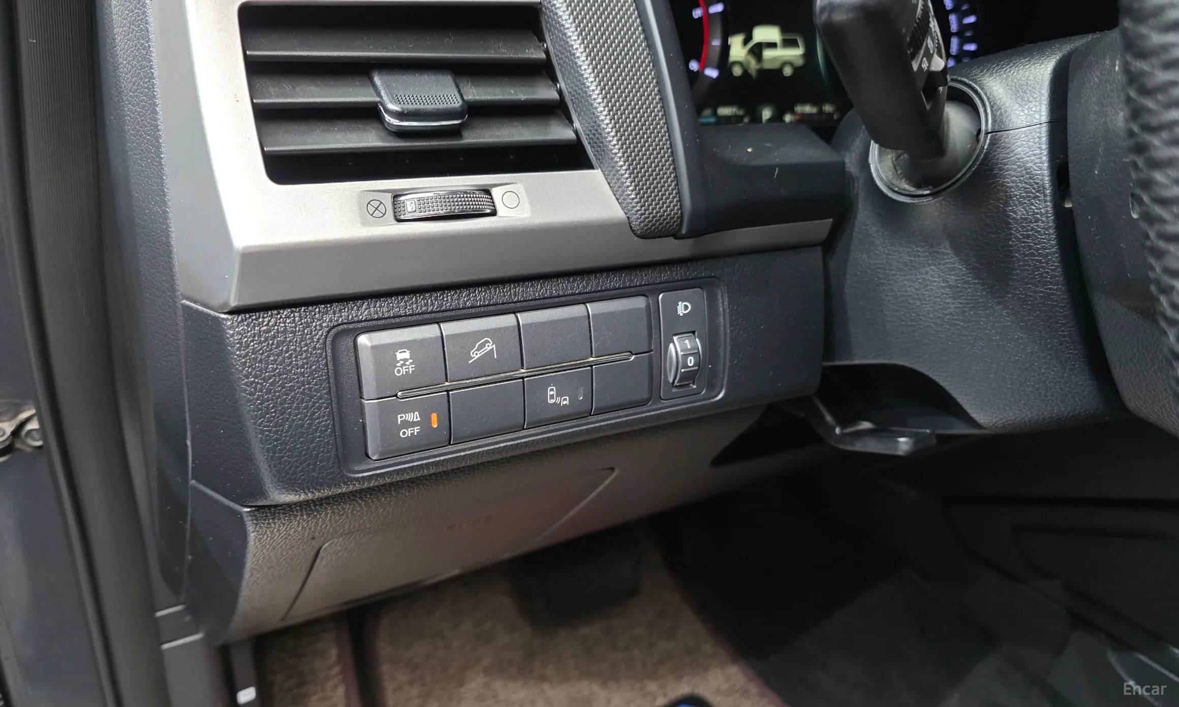 KG Mobility (SsangYong) Rexton Sports превью 14