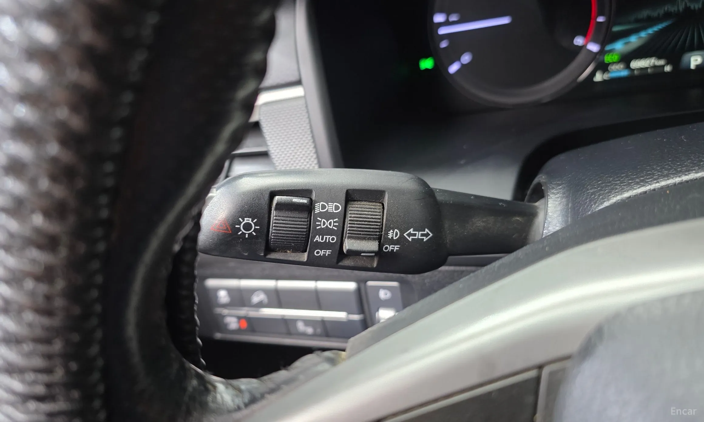 KG Mobility (SsangYong) Rexton Sports превью 15