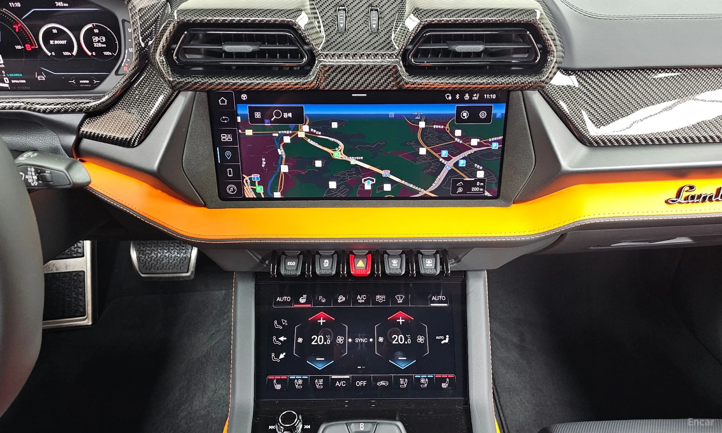 Lamborghini Urus превью 14
