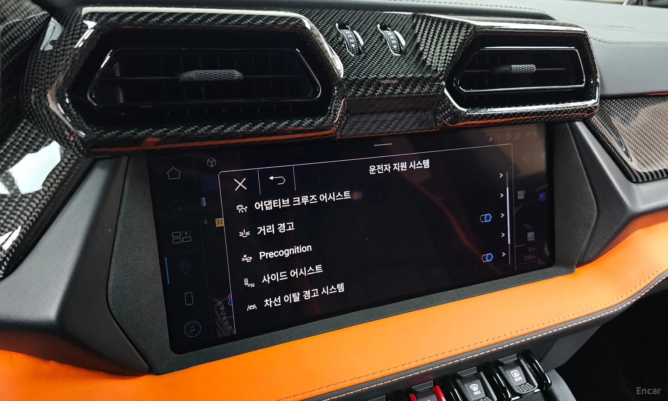 Lamborghini Urus превью 16