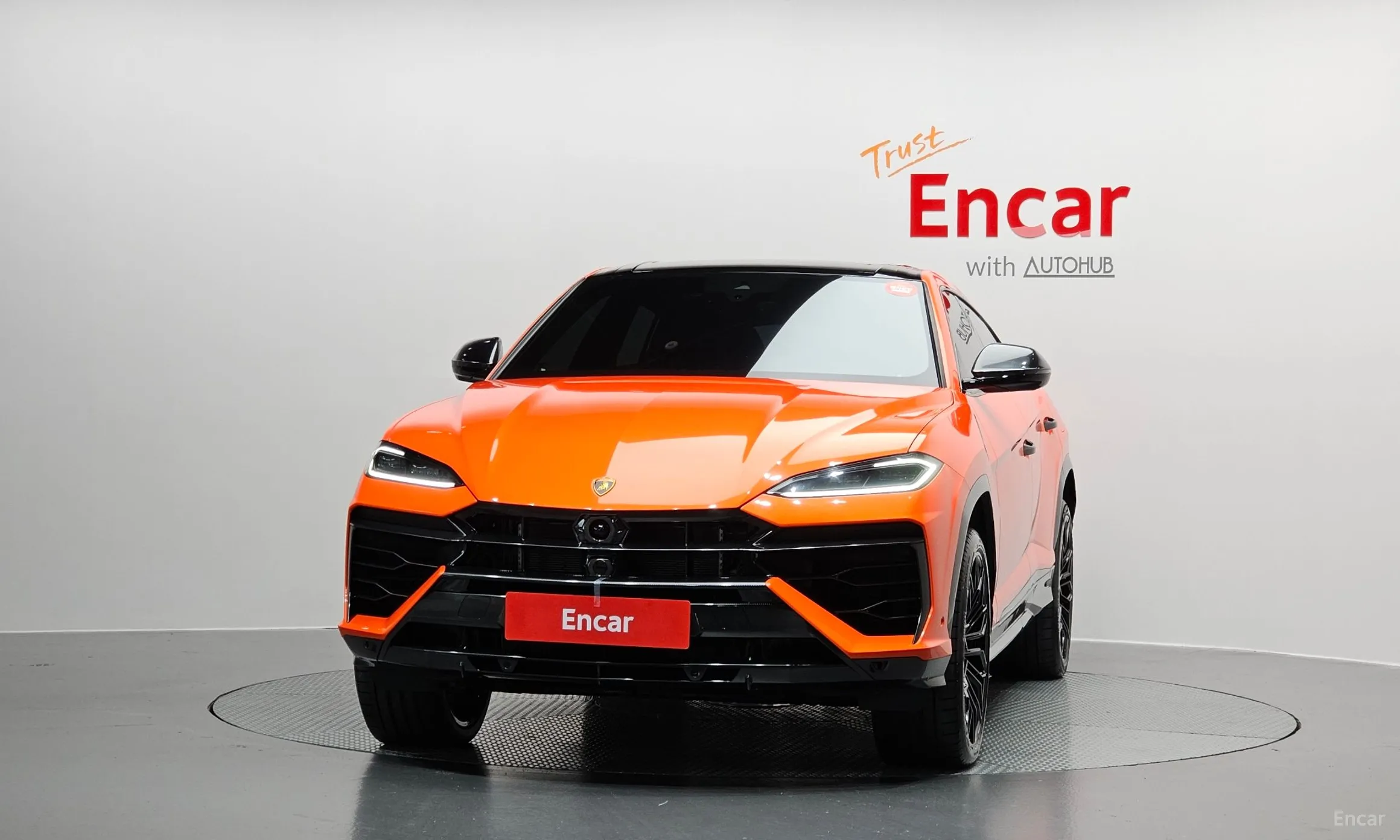 Lamborghini Urus превью 3
