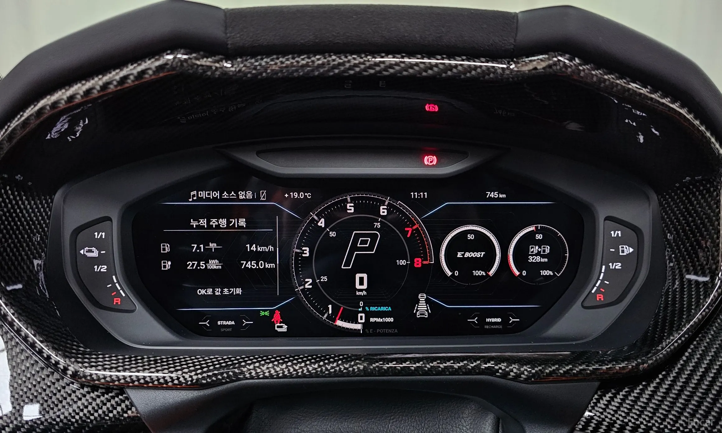 Lamborghini Urus превью 8
