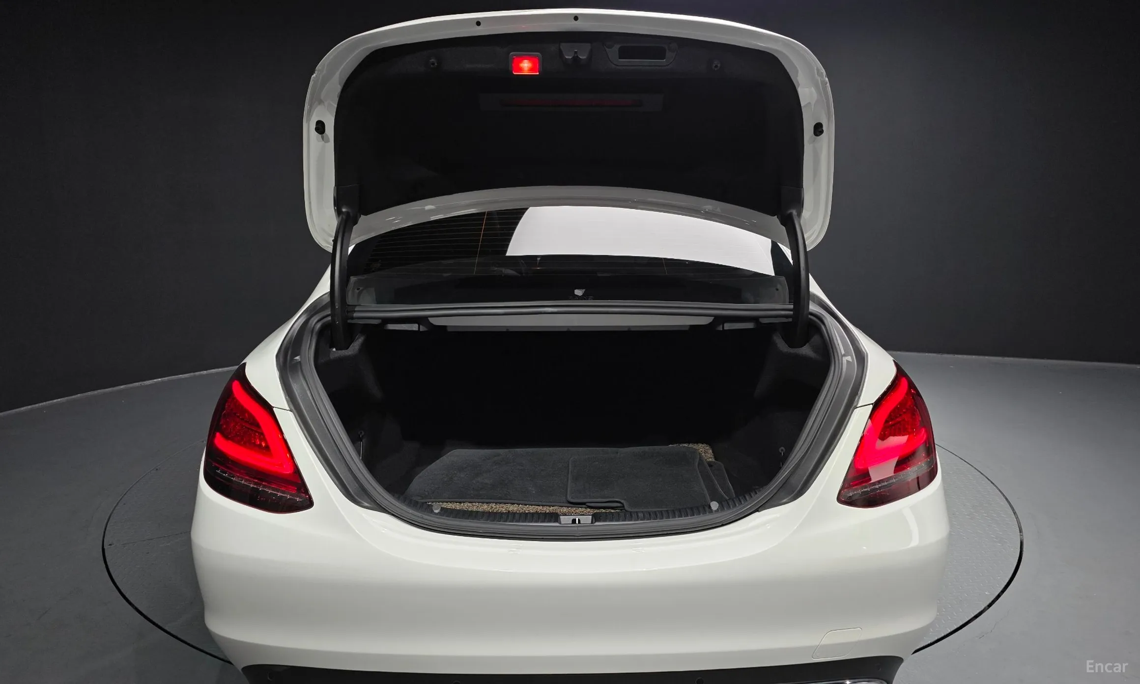 Mercedes Benz C-Class W205 превью 20