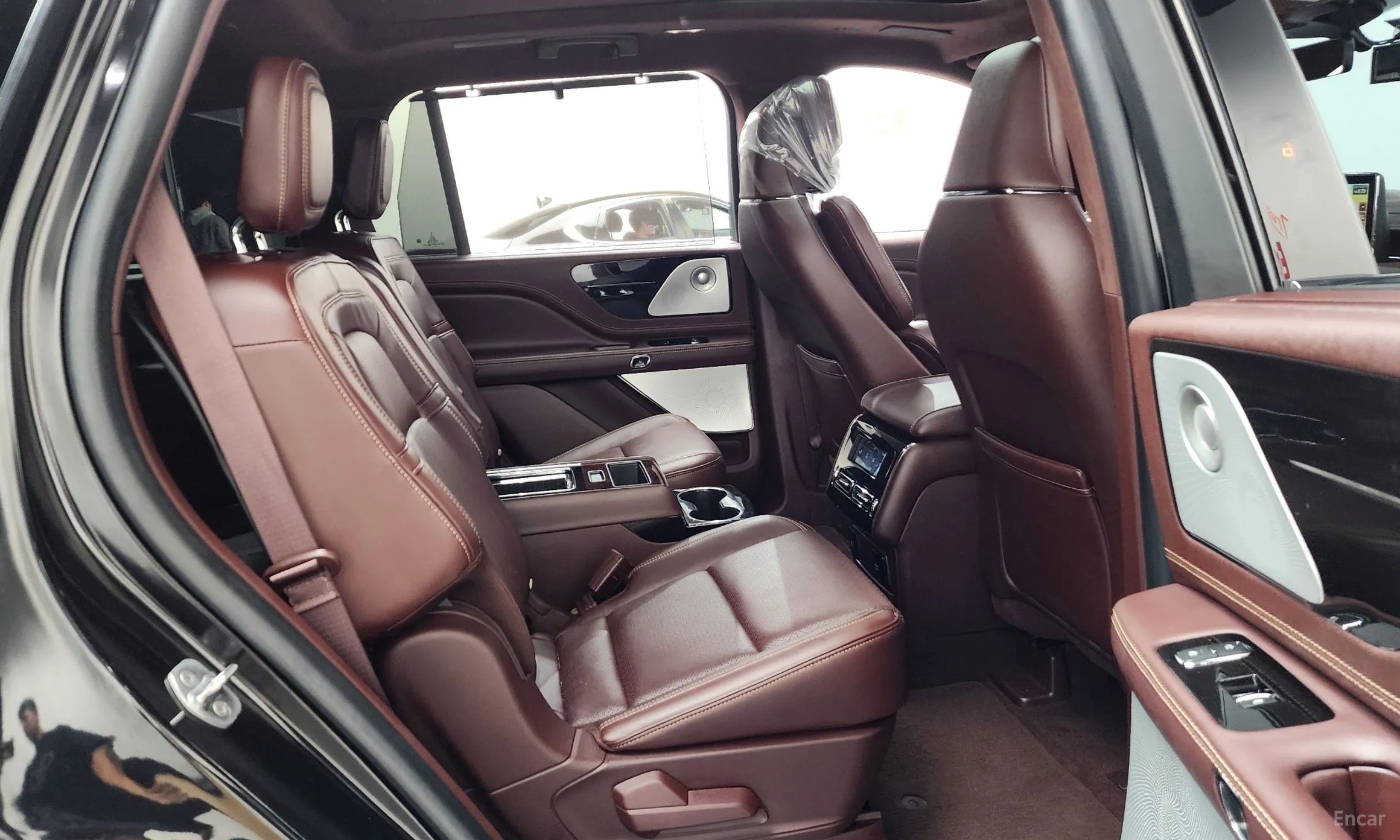 Lincoln Aviator 2nd Generation превью 12