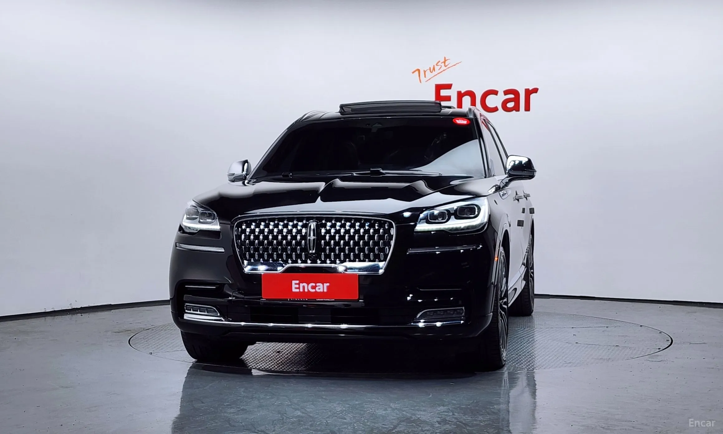Lincoln Aviator 2nd Generation превью 3