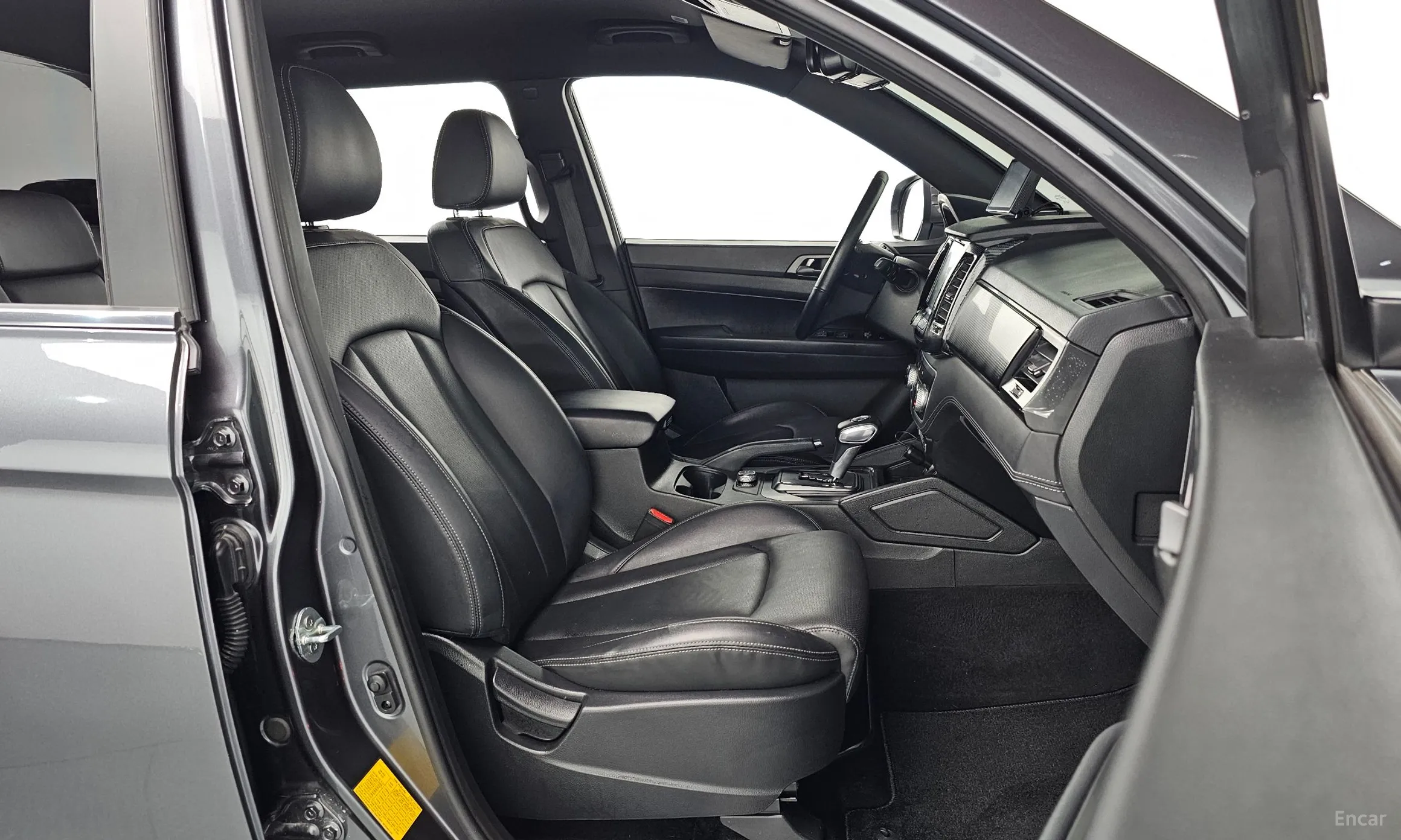 KG Mobility (SsangYong) Rexton Sports Khan превью 10