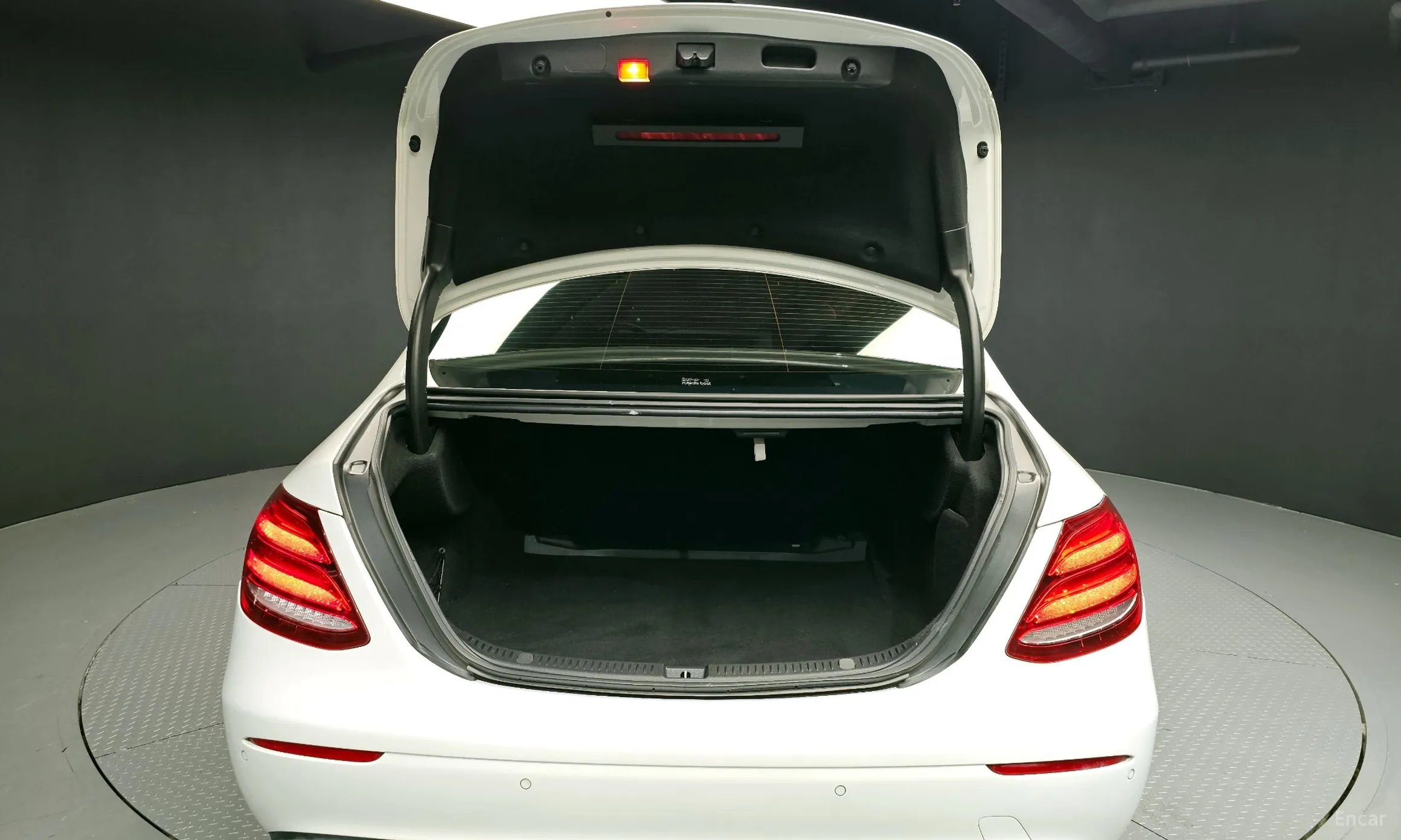 Mercedes Benz E-Class W213 превью 20