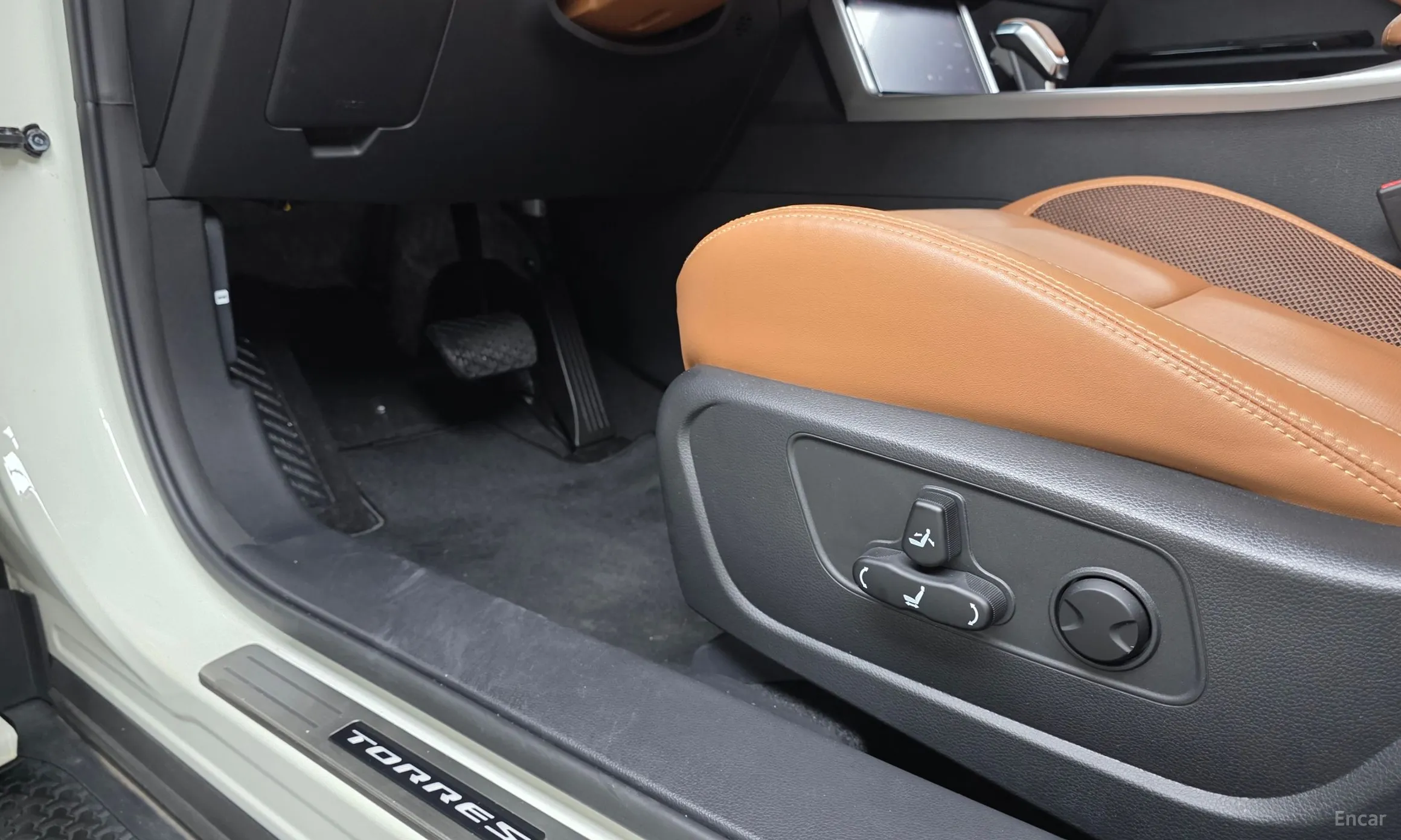 KG Mobility (SsangYong) Torres превью 17