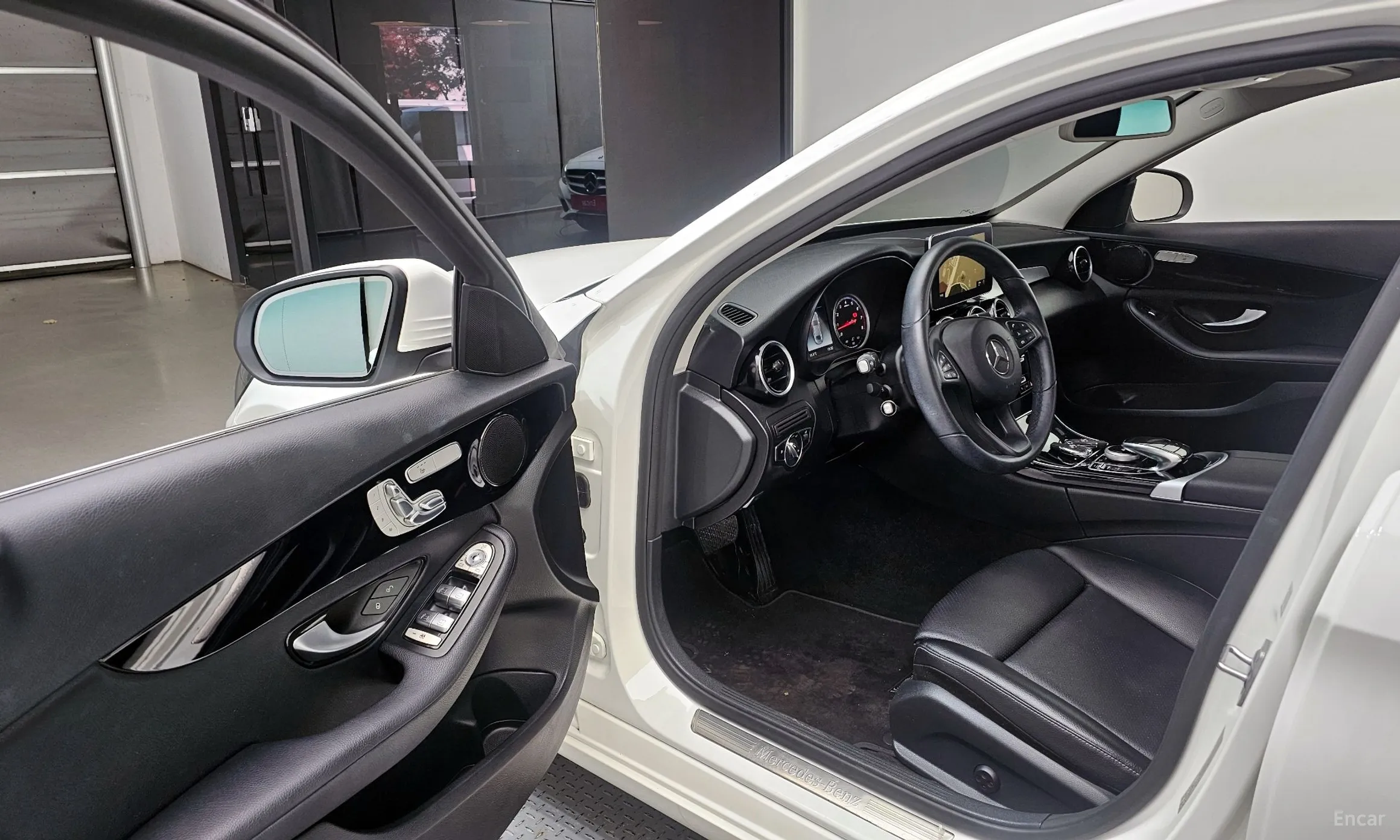 Mercedes Benz C-Class W205 превью 10