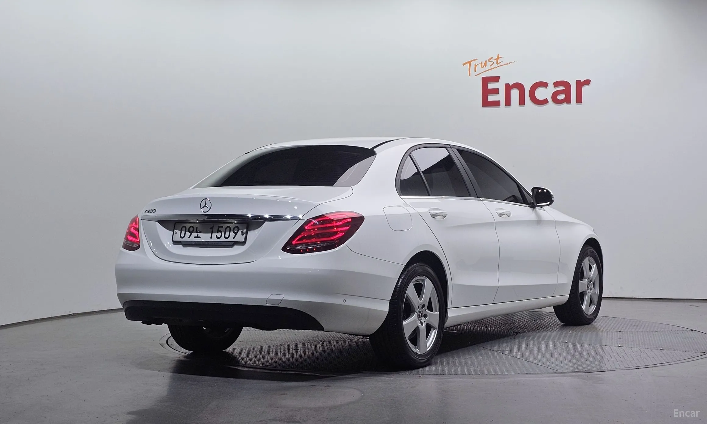 Mercedes Benz C-Class W205