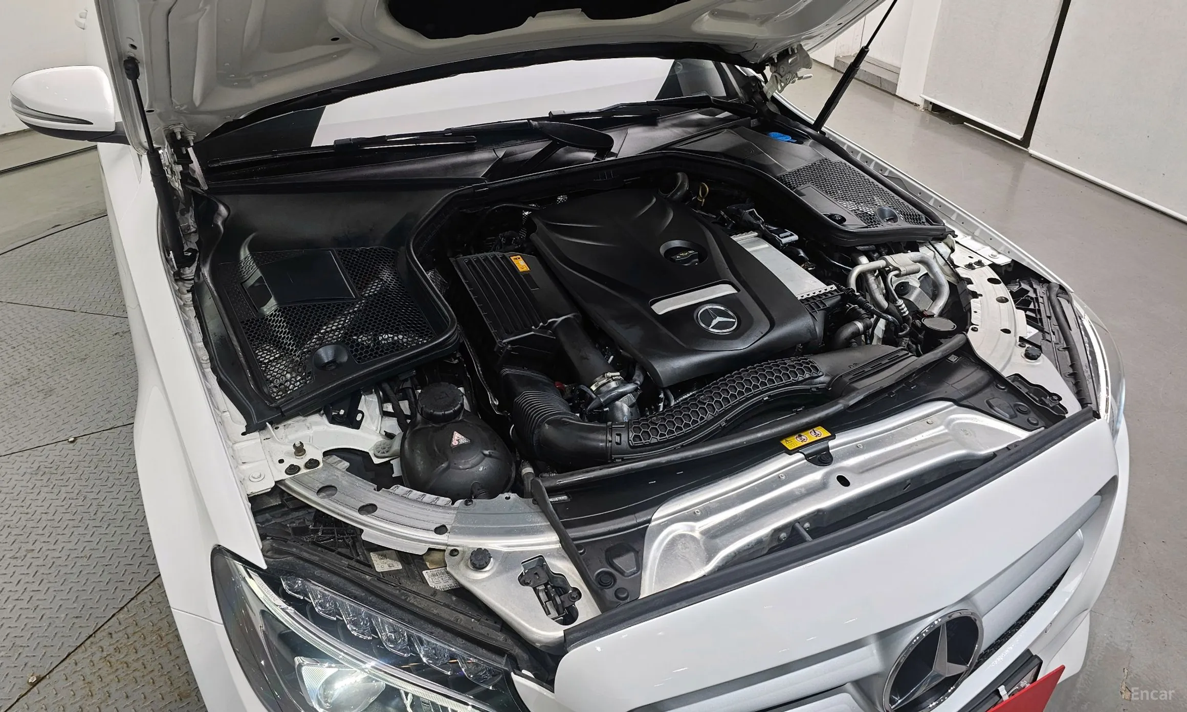 Mercedes Benz C-Class W205 превью 6