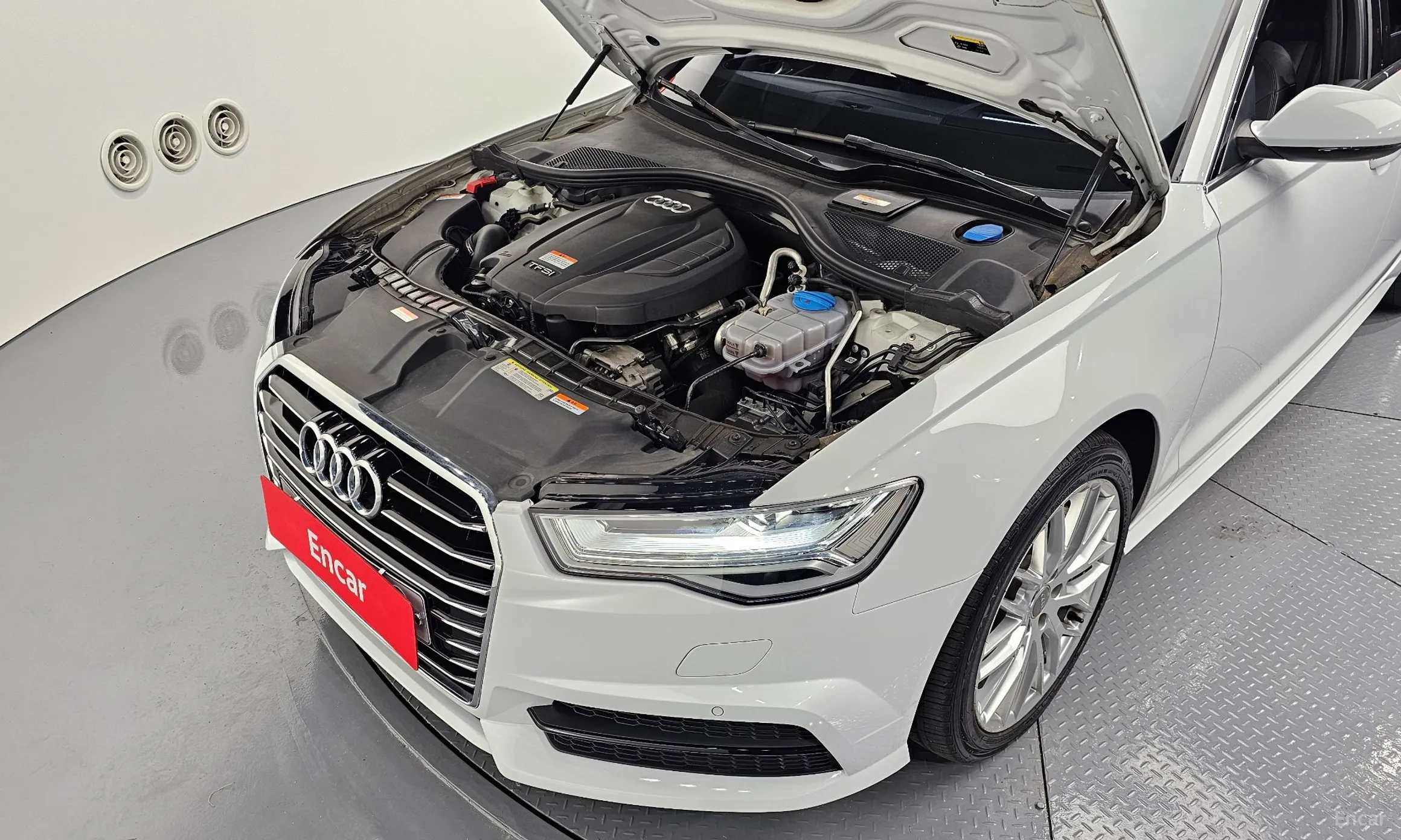 Audi New A6 превью 6
