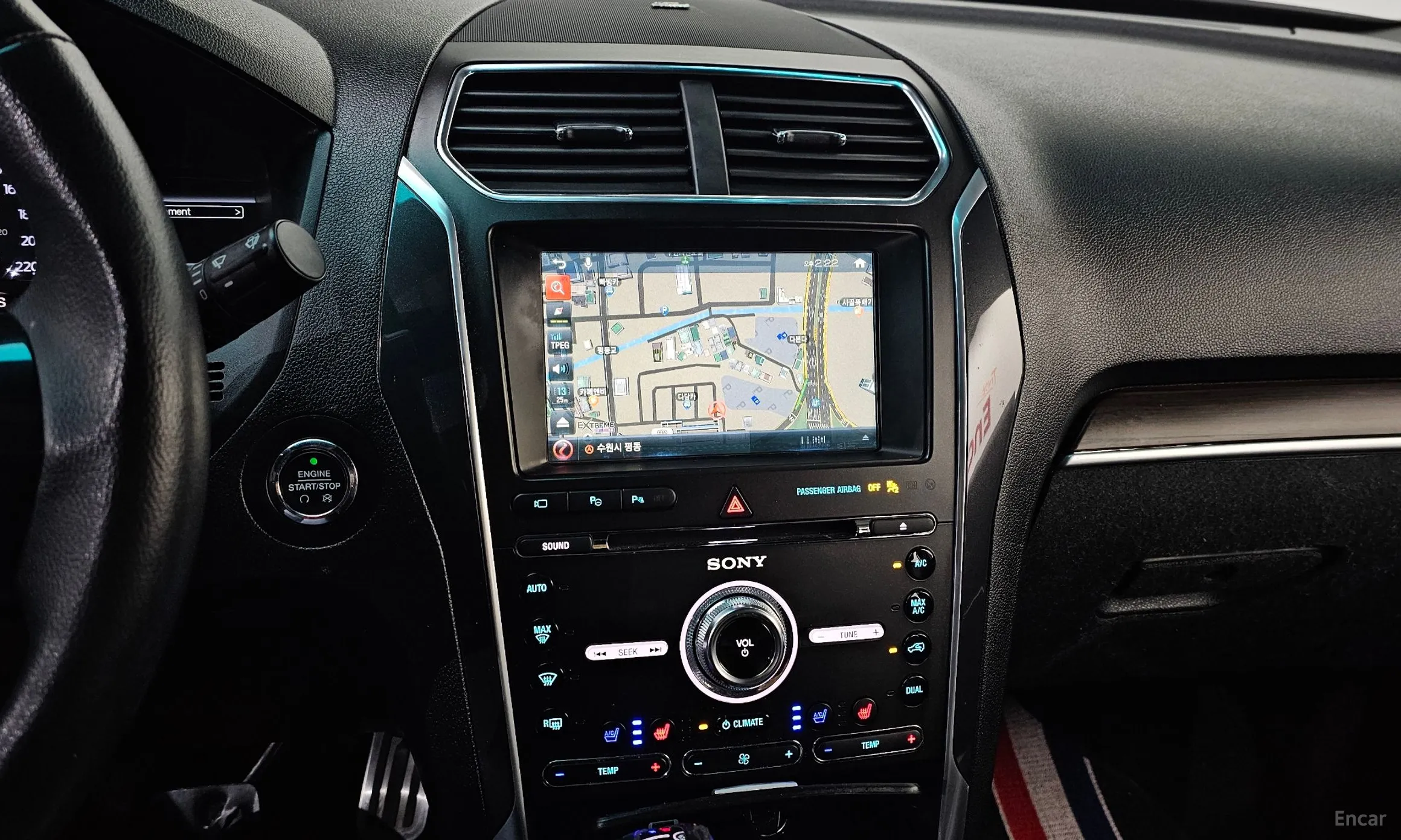 Ford Explorer превью 14