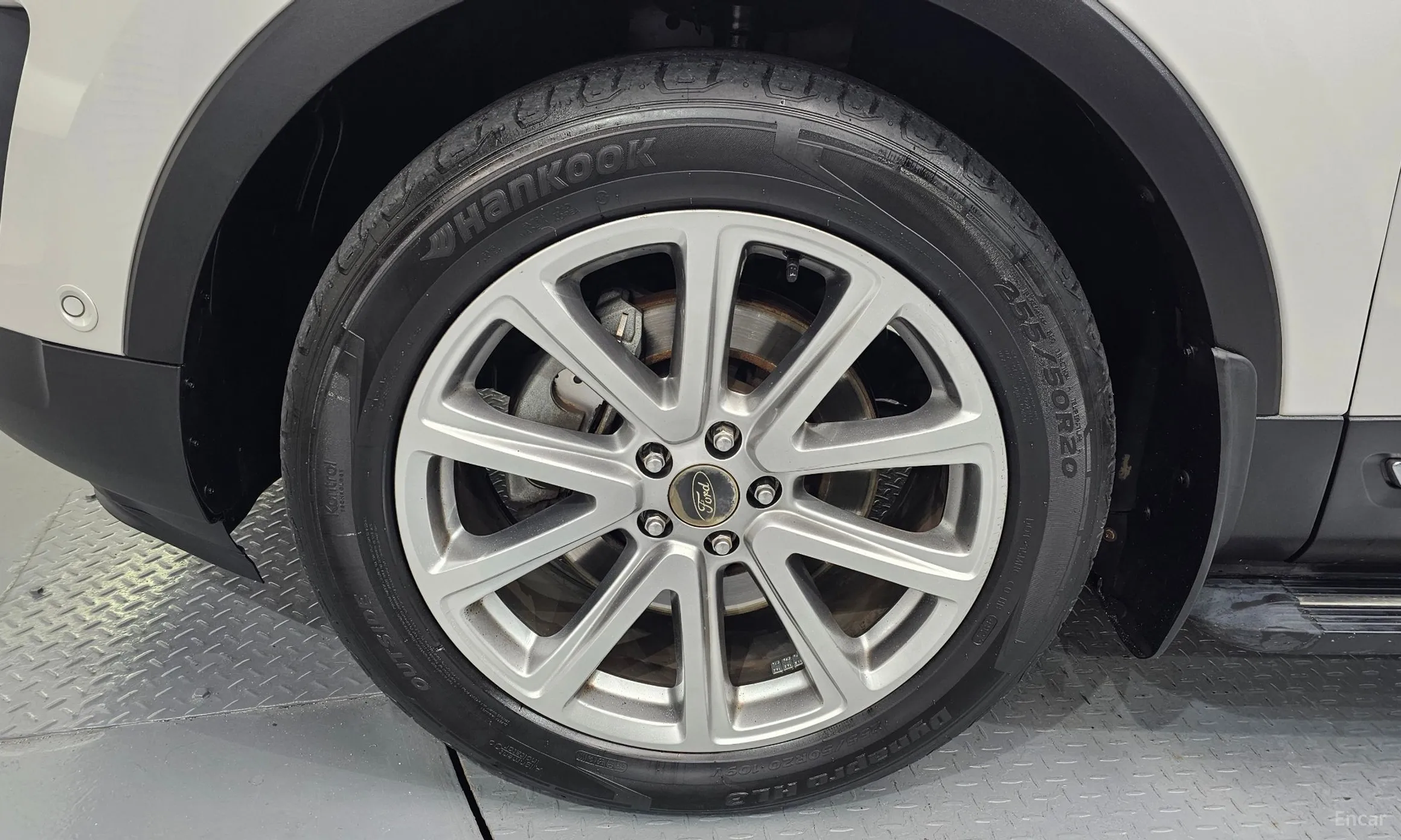 Ford Explorer превью 5