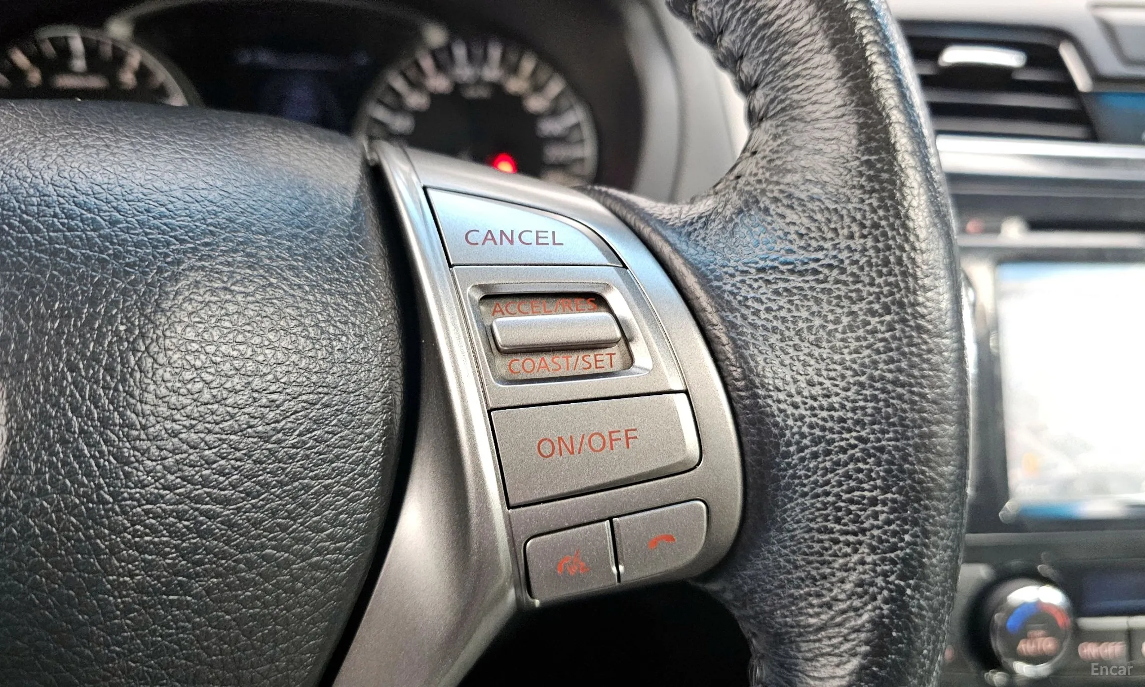 Nissan Altima превью 19