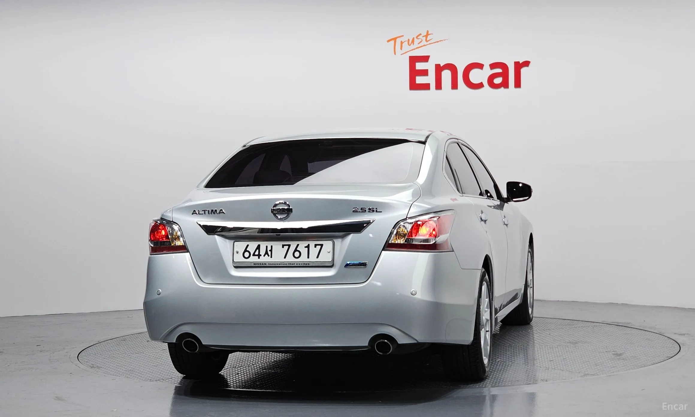 Nissan Altima превью 4