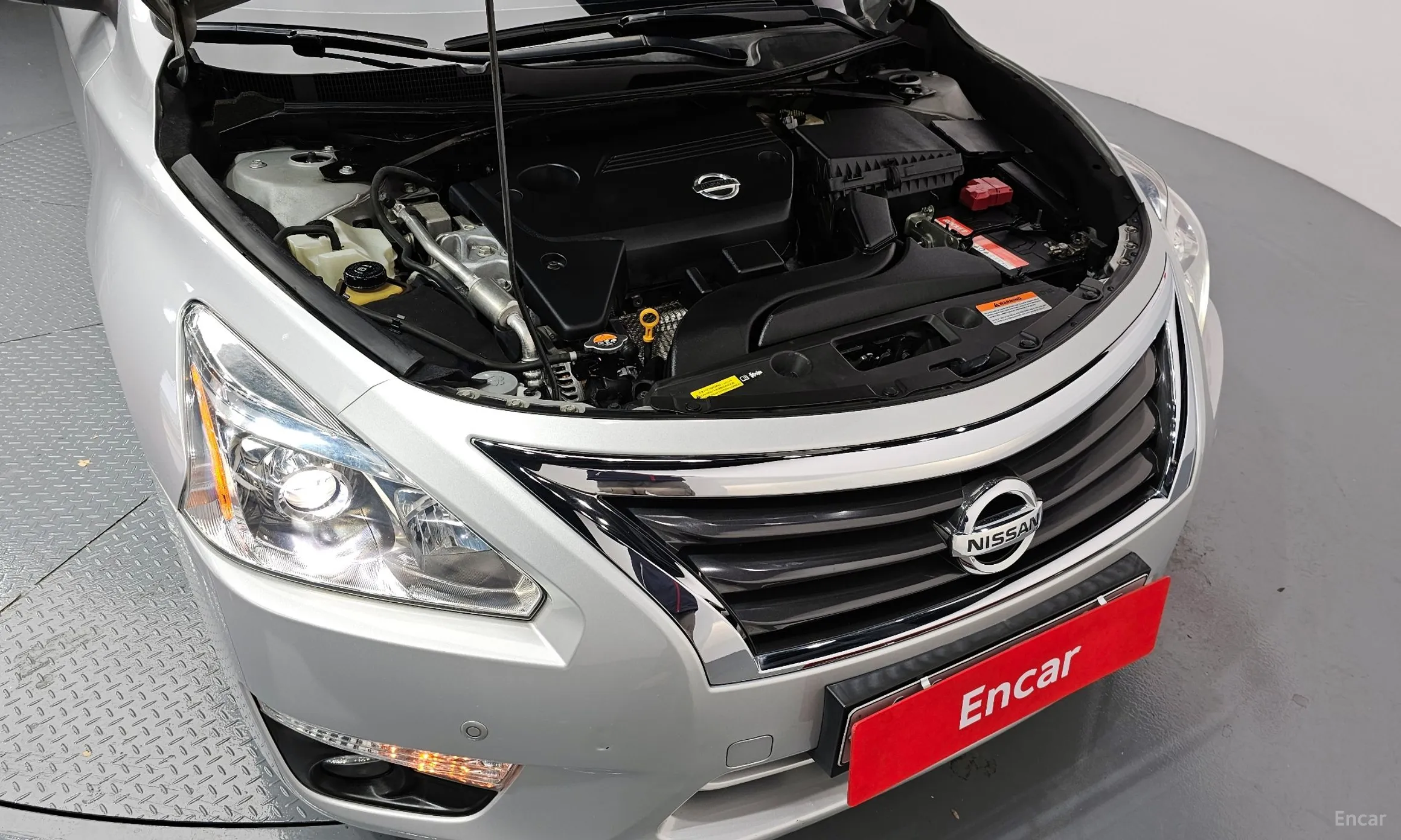 Nissan Altima превью 6