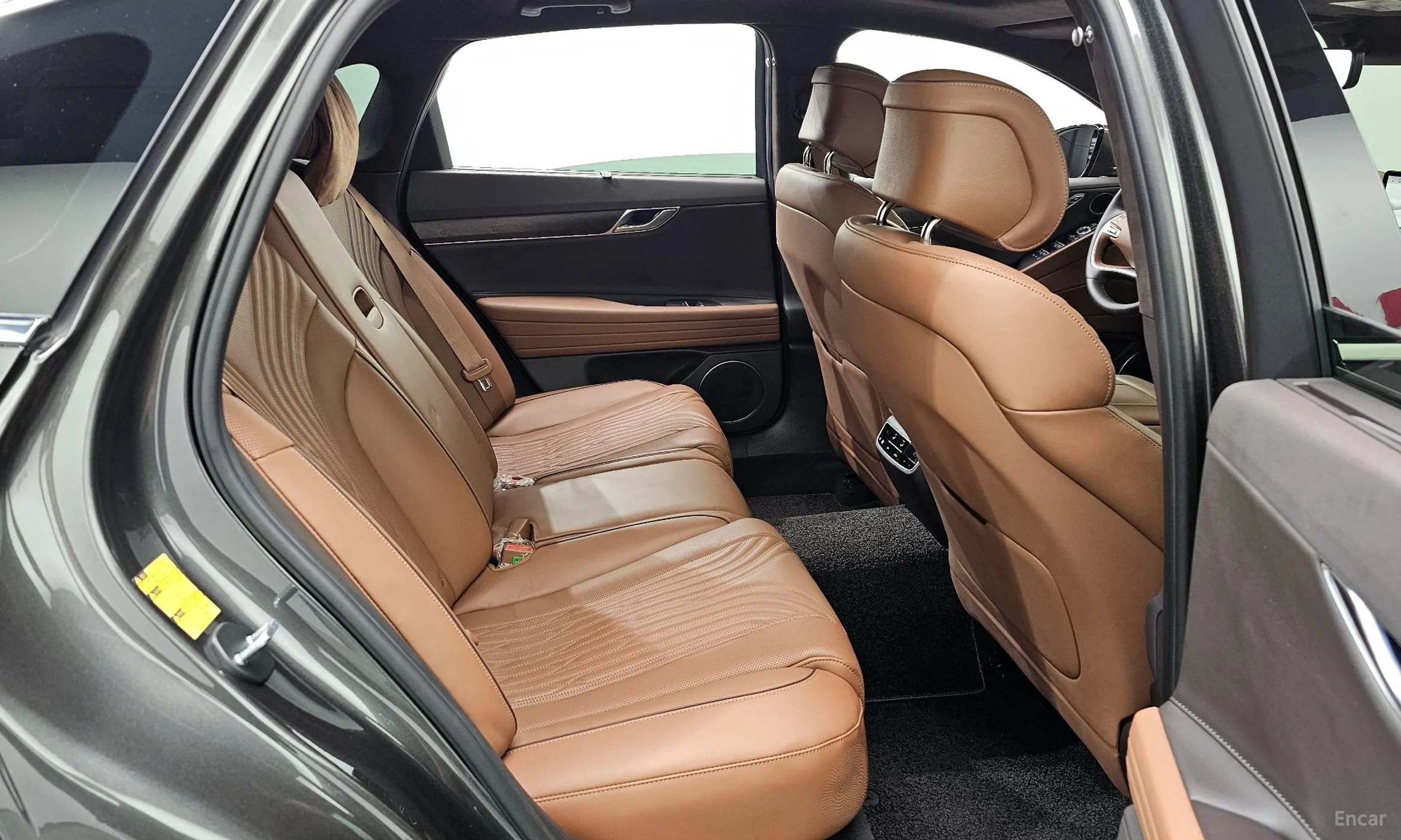 Genesis G80 (RG3) превью 12