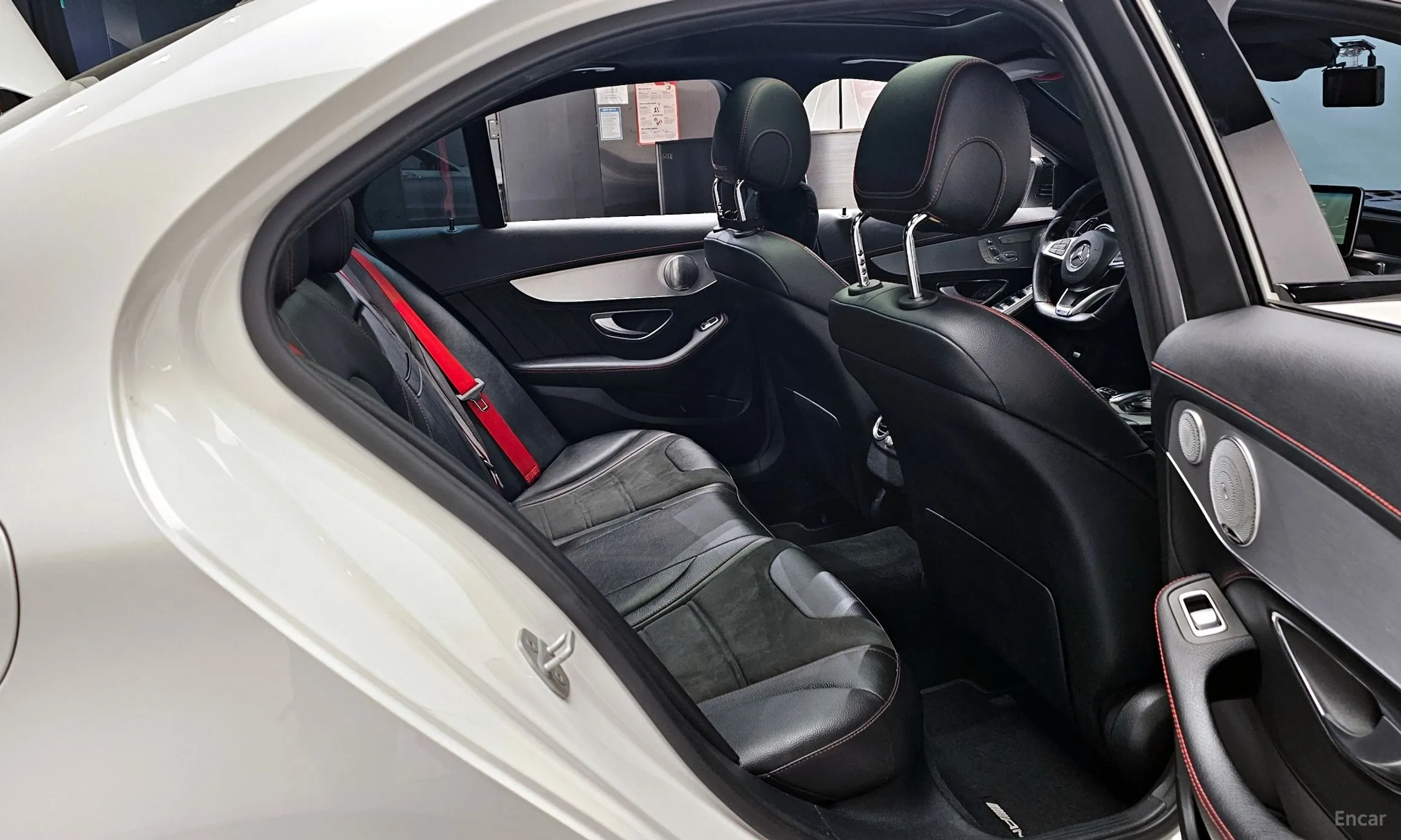 Mercedes Benz C-Class W205 превью 12