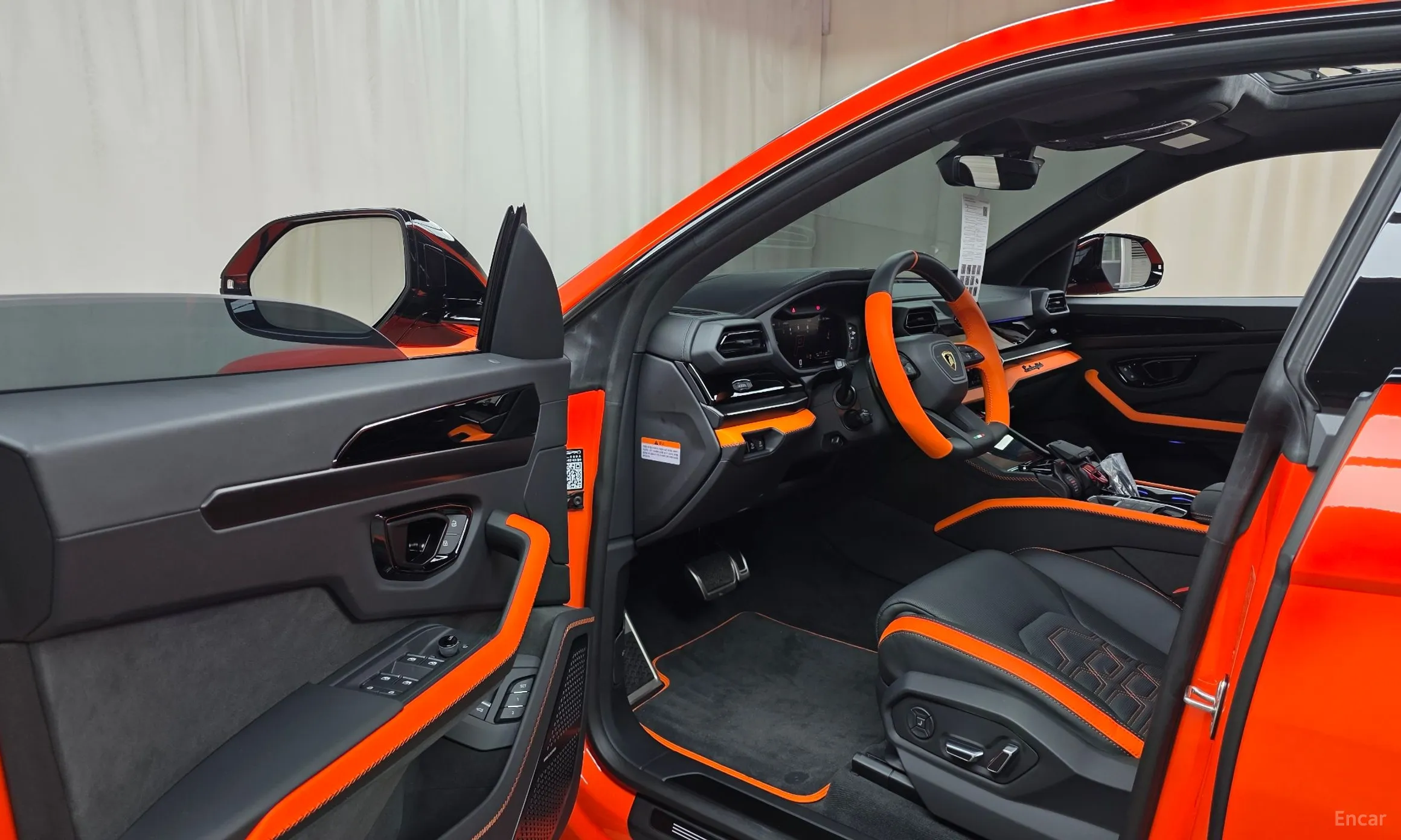 Lamborghini Urus превью 10