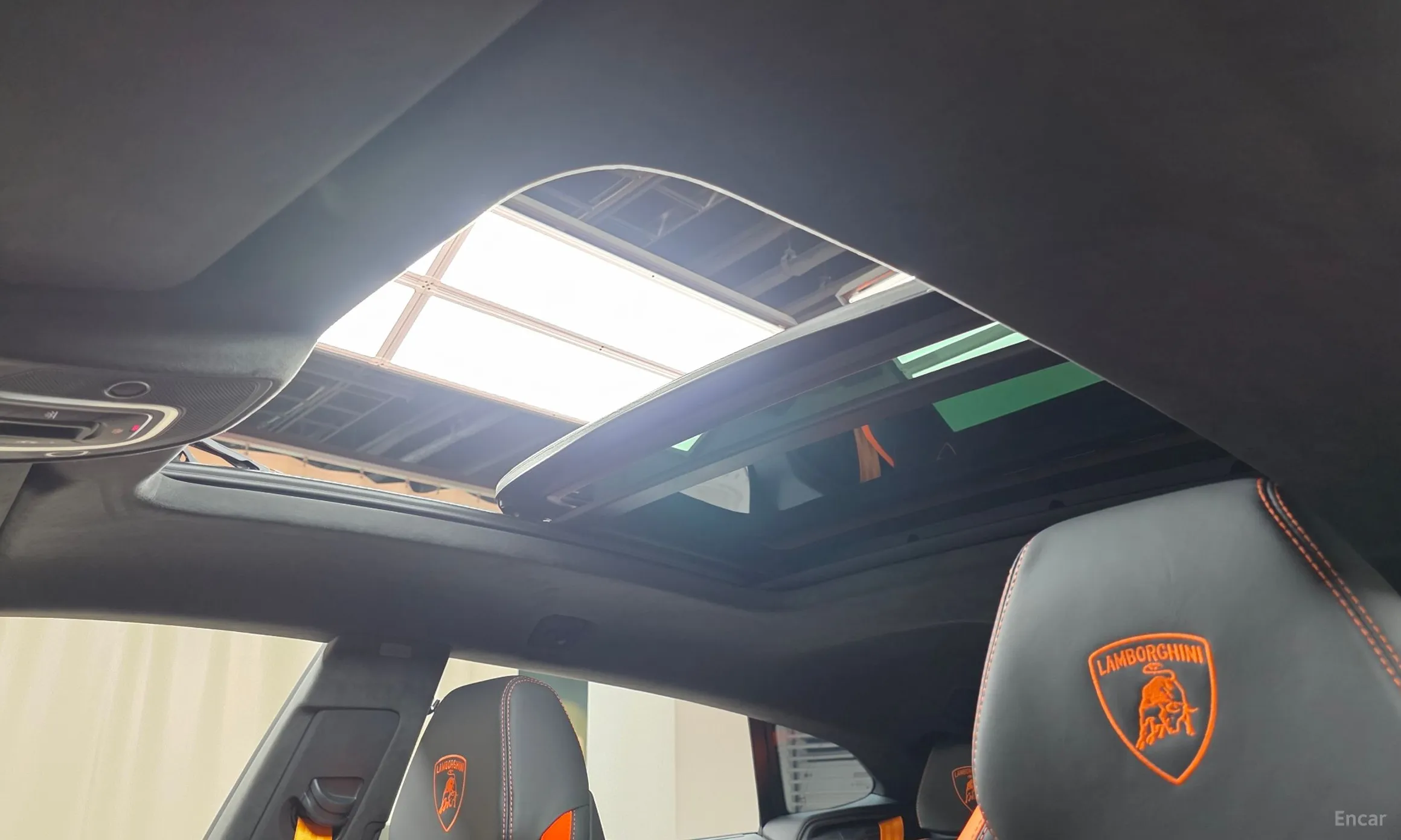 Lamborghini Urus превью 18