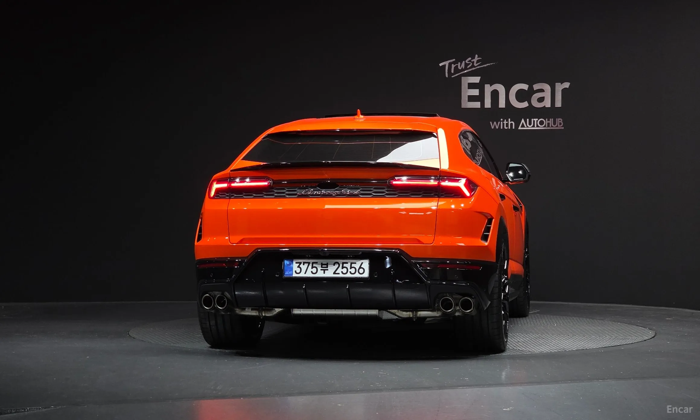 Lamborghini Urus превью 4