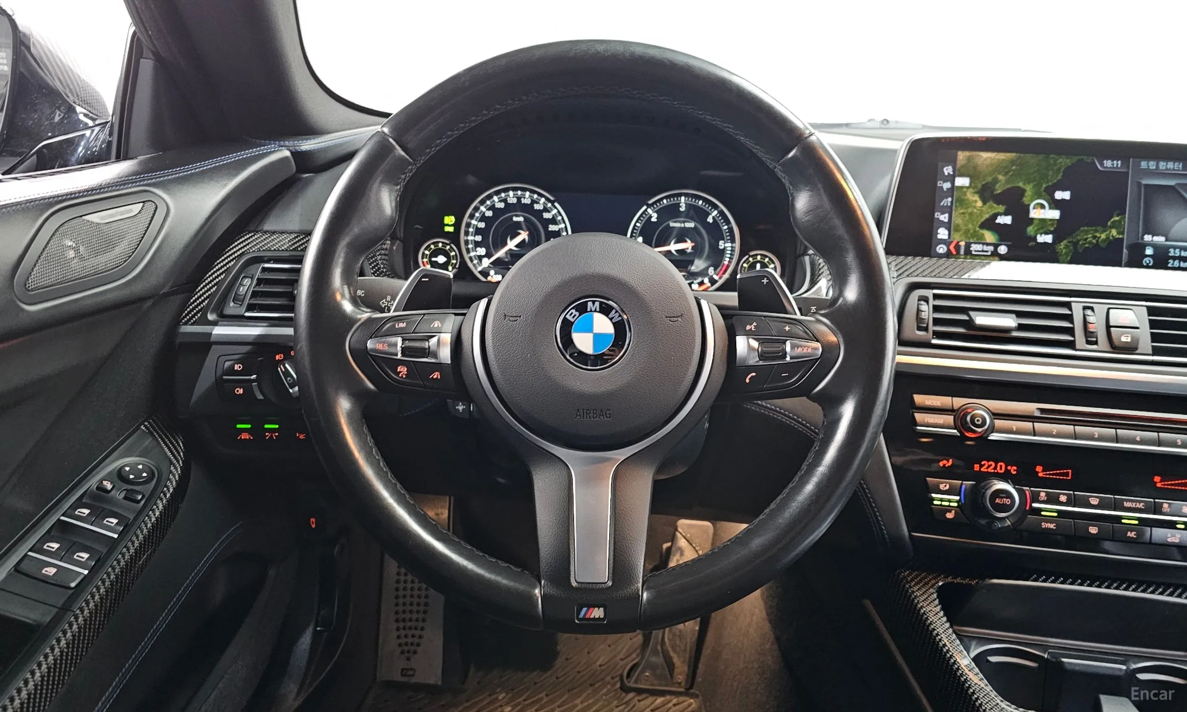 BMW 6 Series (F12) превью 13