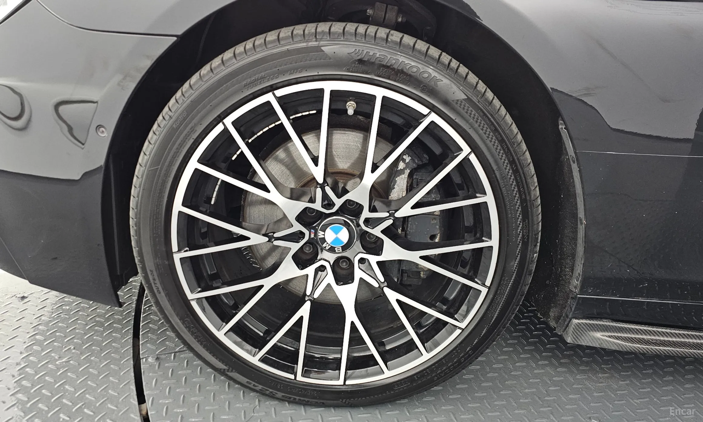 BMW 6 Series (F12) превью 5