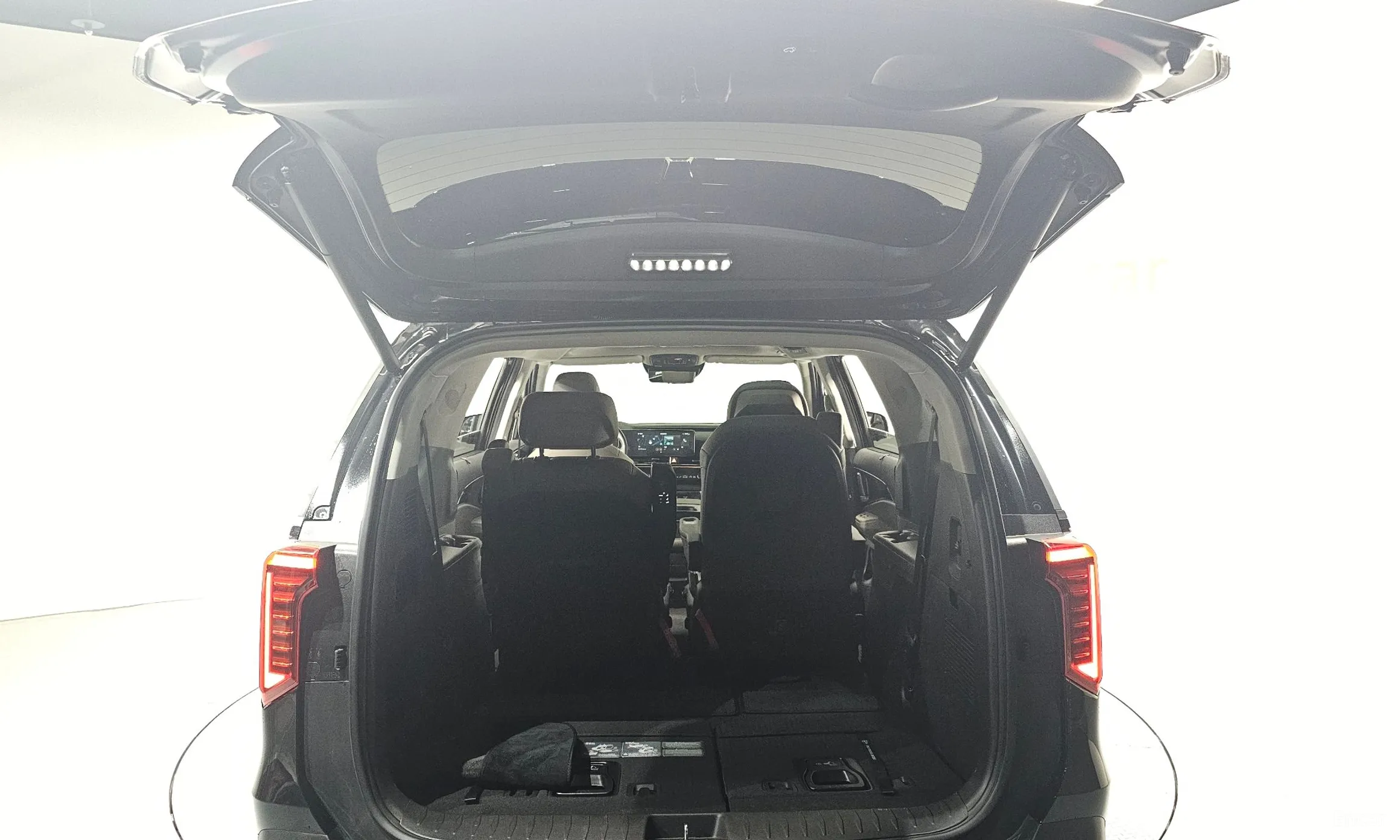 Kia Carnival 4th Generation превью 20