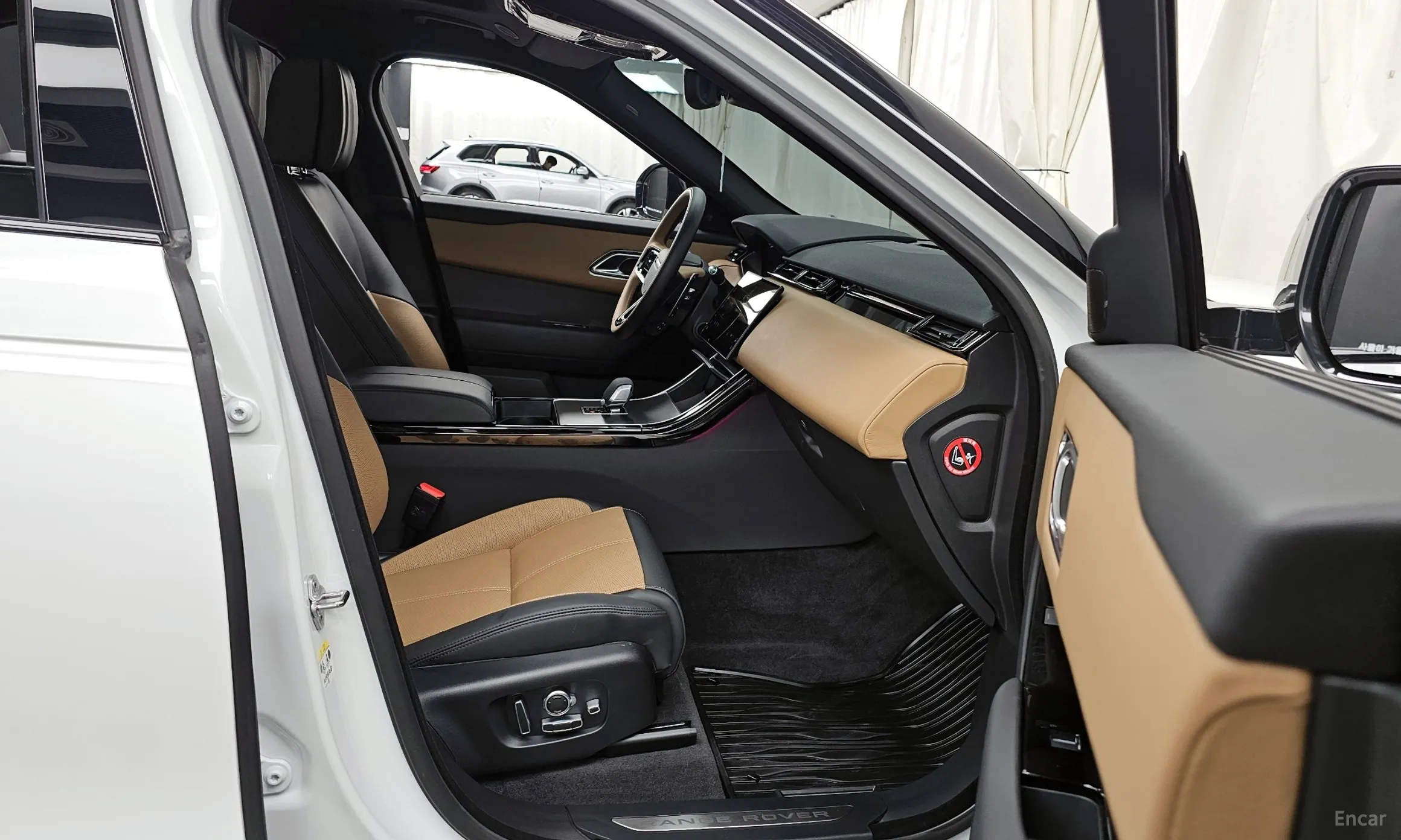 Land Rover Range Rover Bella превью 11
