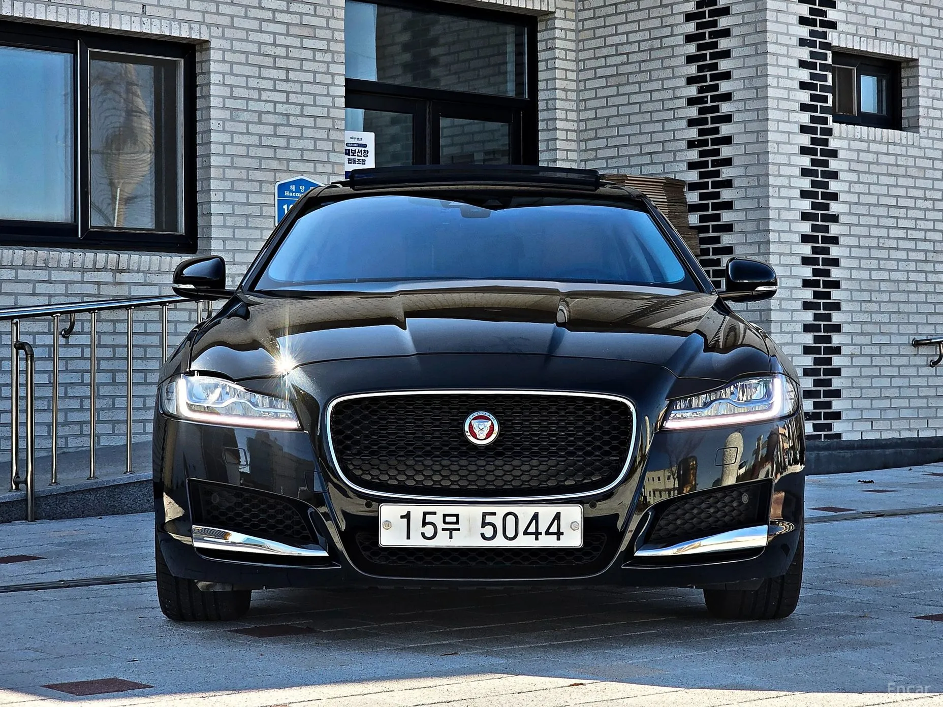 Jaguar XF (x260) превью 2