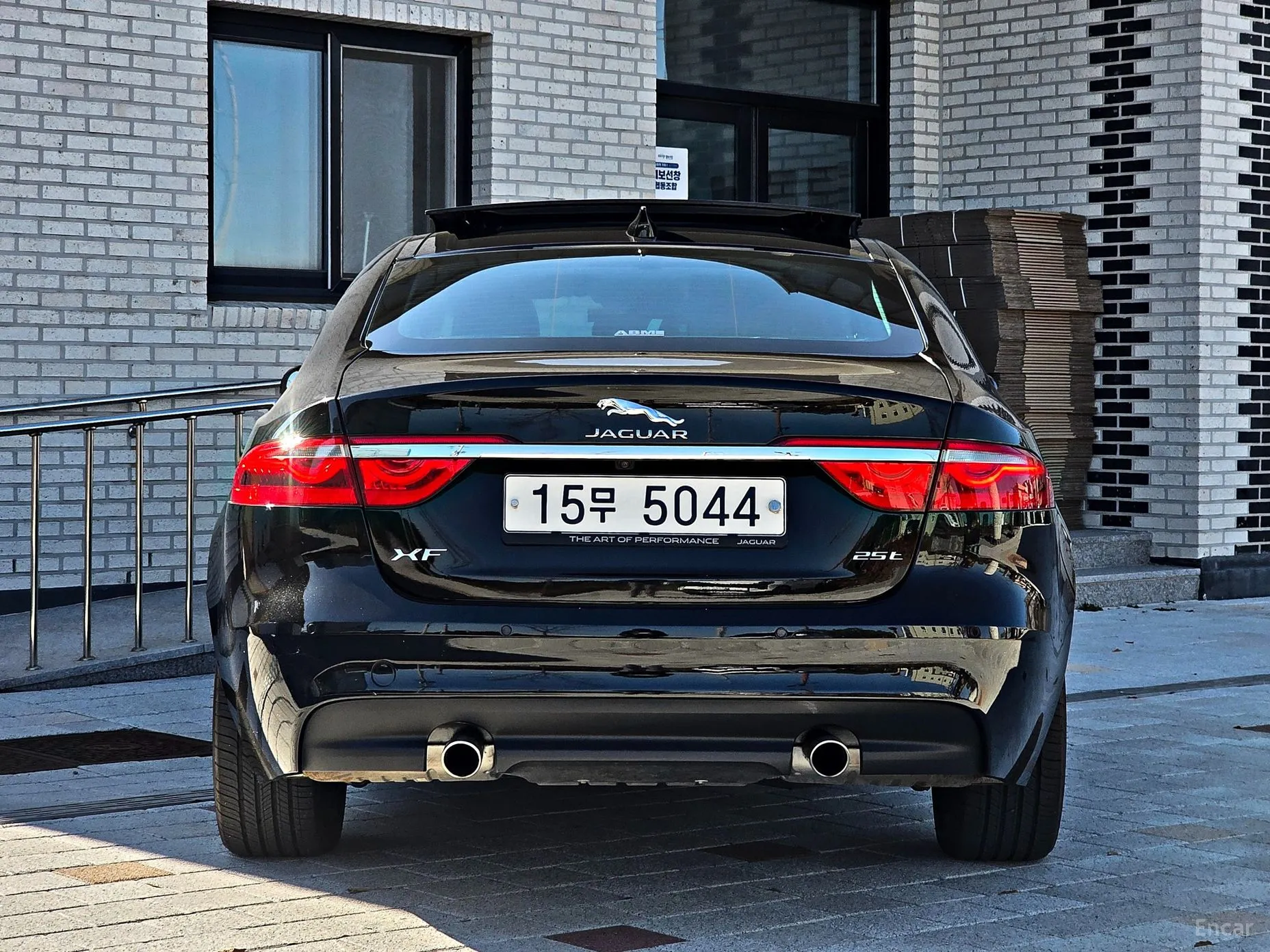 Jaguar XF (x260) превью 5