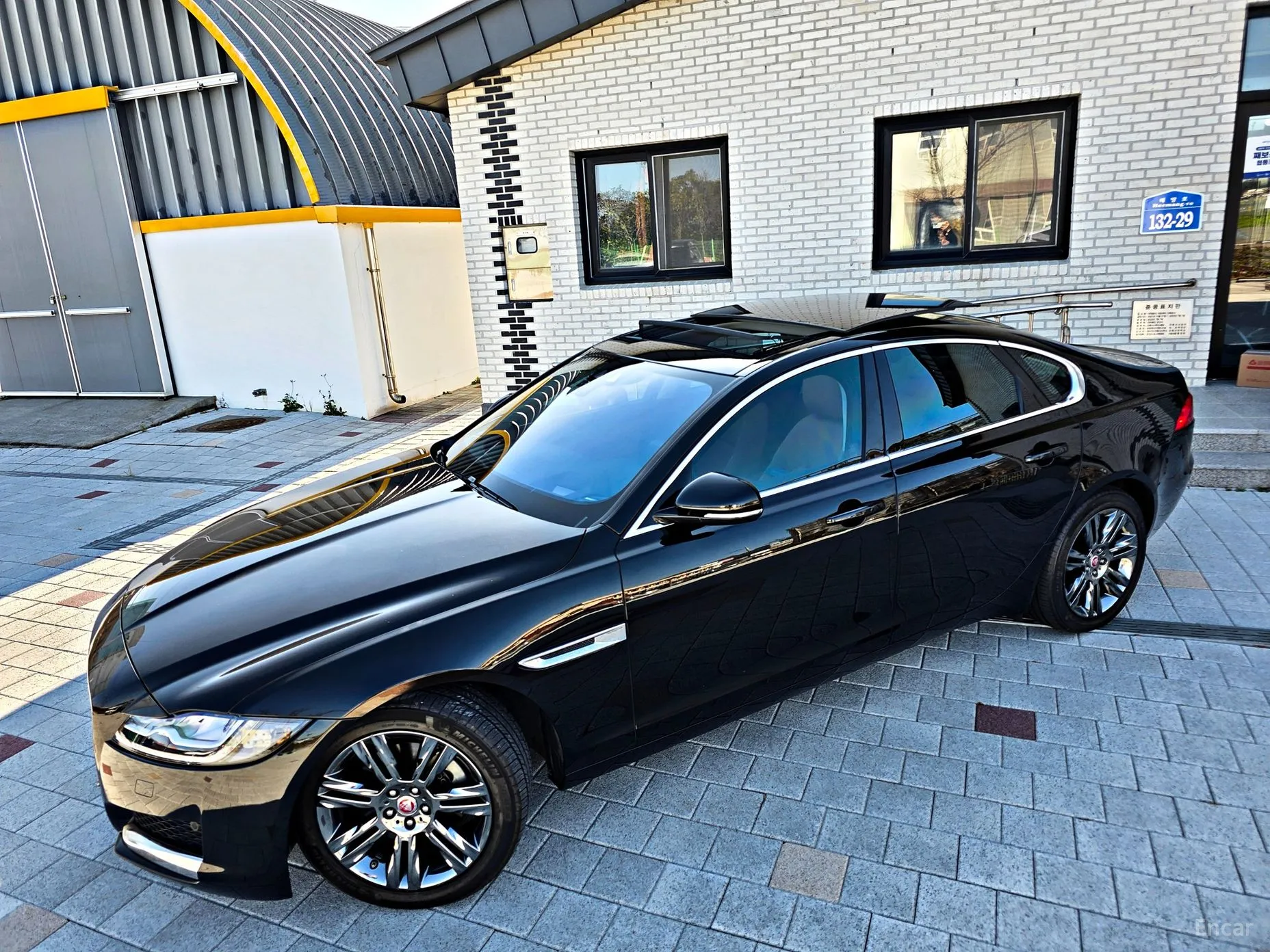 Jaguar XF (x260) превью 7