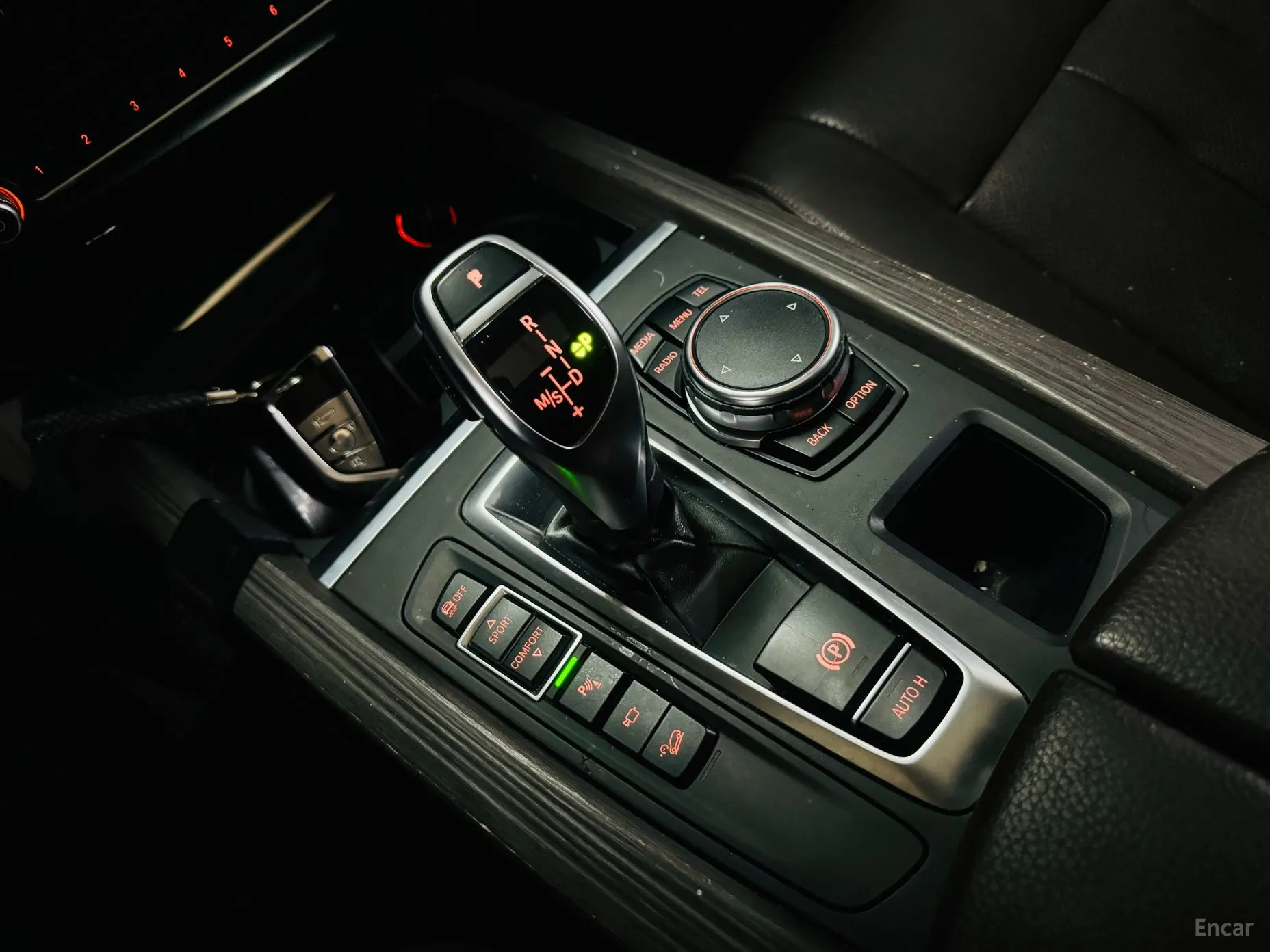 BMW X5 (F15) превью 17