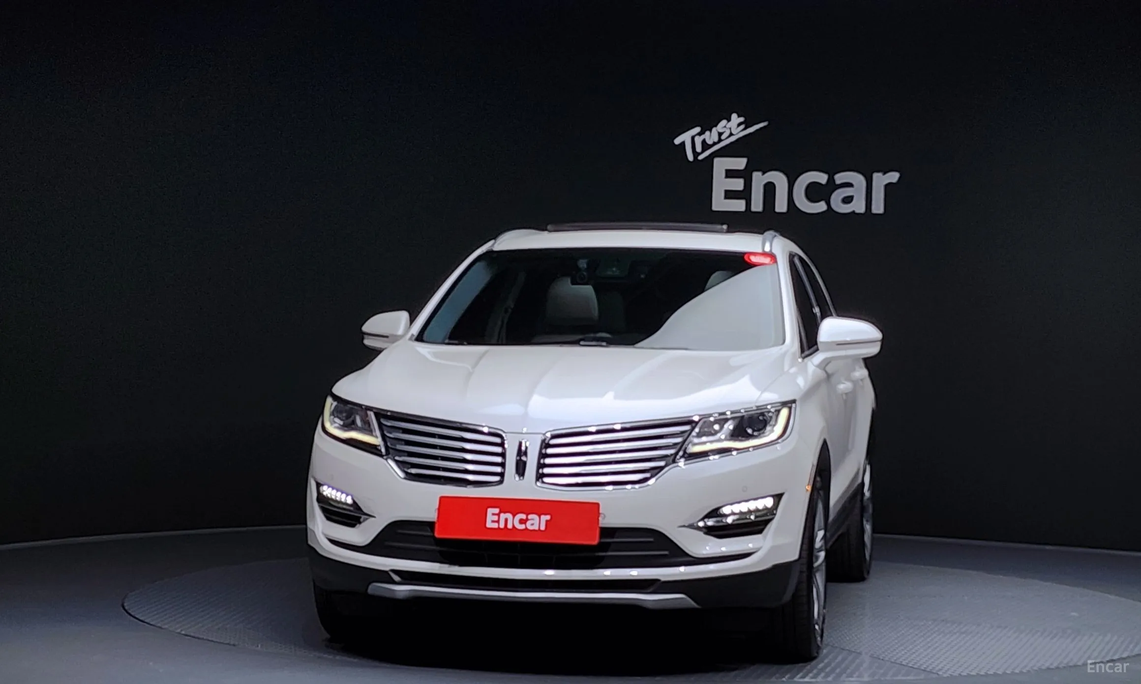 Lincoln MKC превью 3