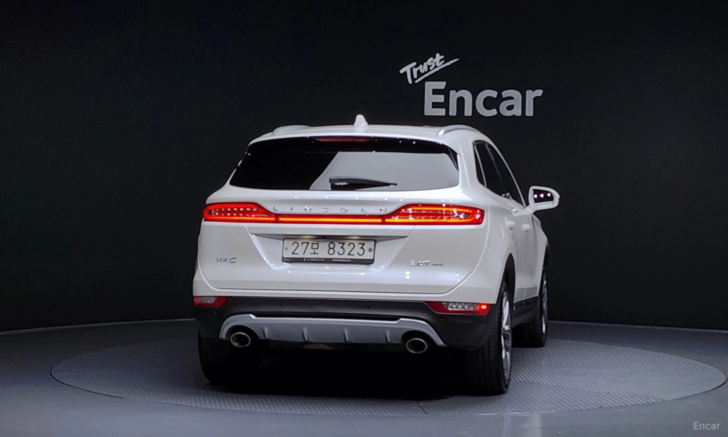 Lincoln MKC превью 4