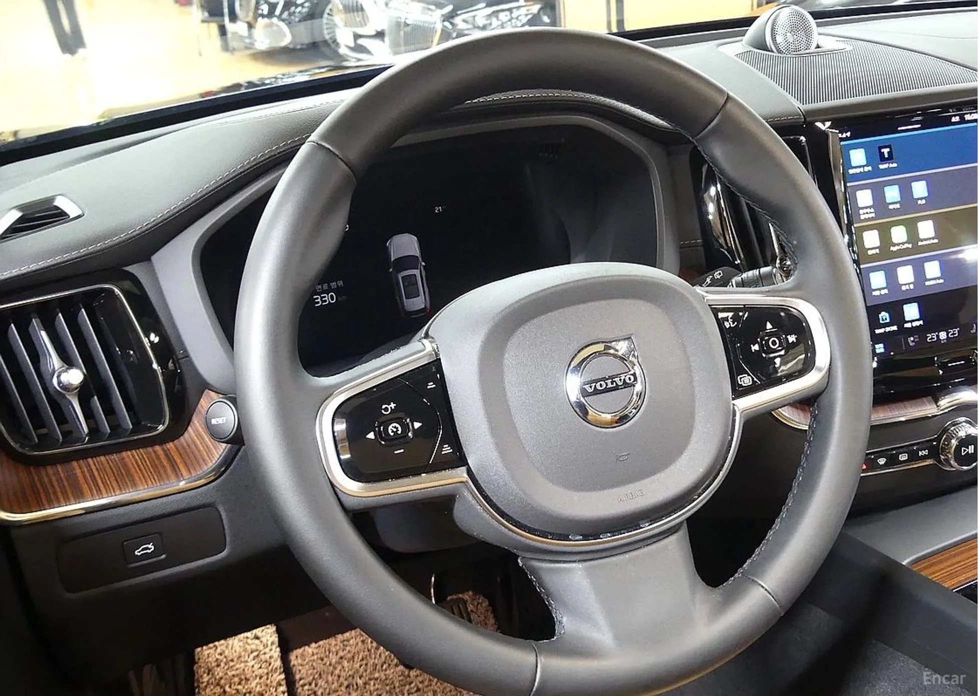 Volvo XC60 Gen 2 превью 12